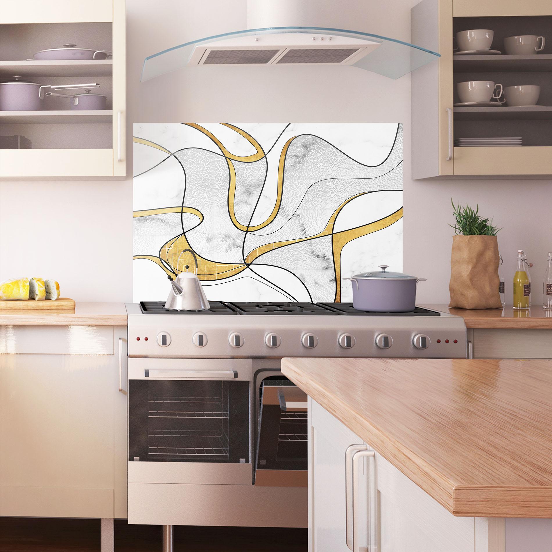 Panou Sticla Bucatarie Abstract Gold Lines mockup 1