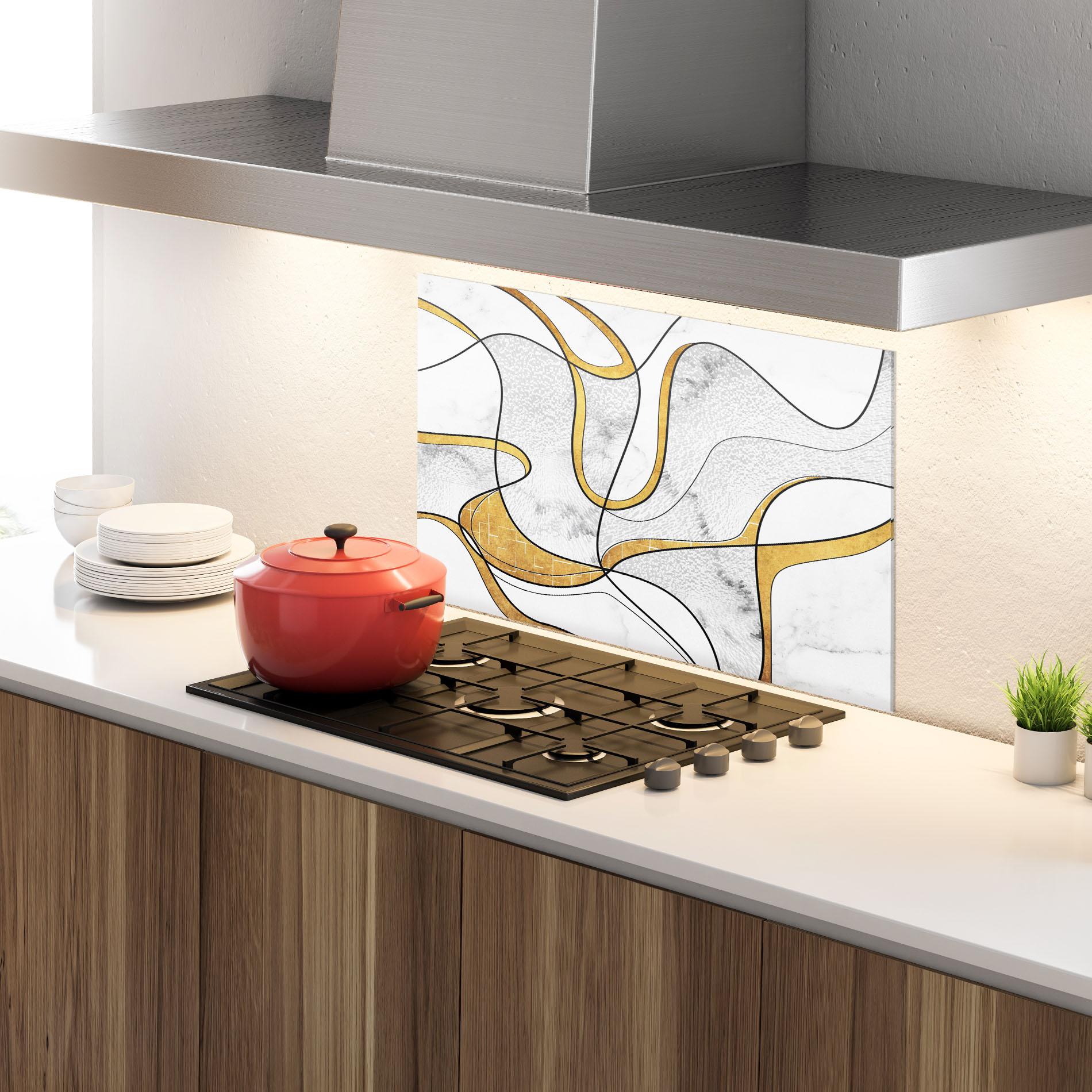 Panou Sticla Bucatarie Abstract Gold Lines mockup 4