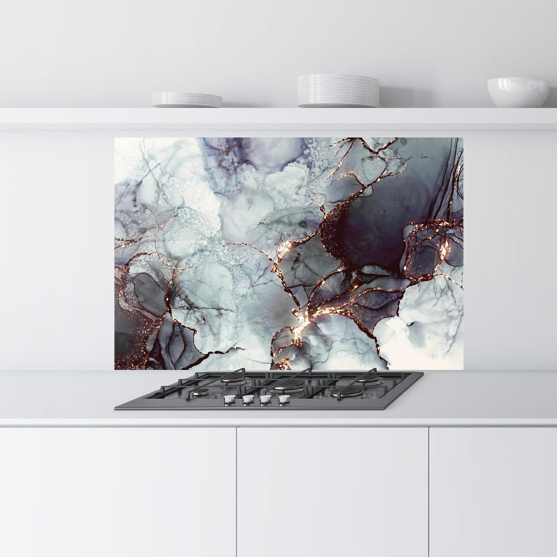 Panou Sticla Bucatarie Abstract Gold Path mockup 9