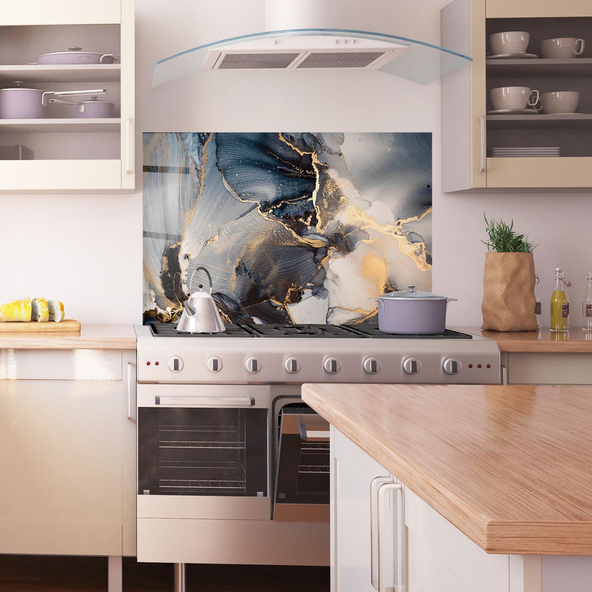 Panou Sticla Bucatarie Golden Abstract Marble mockup 1