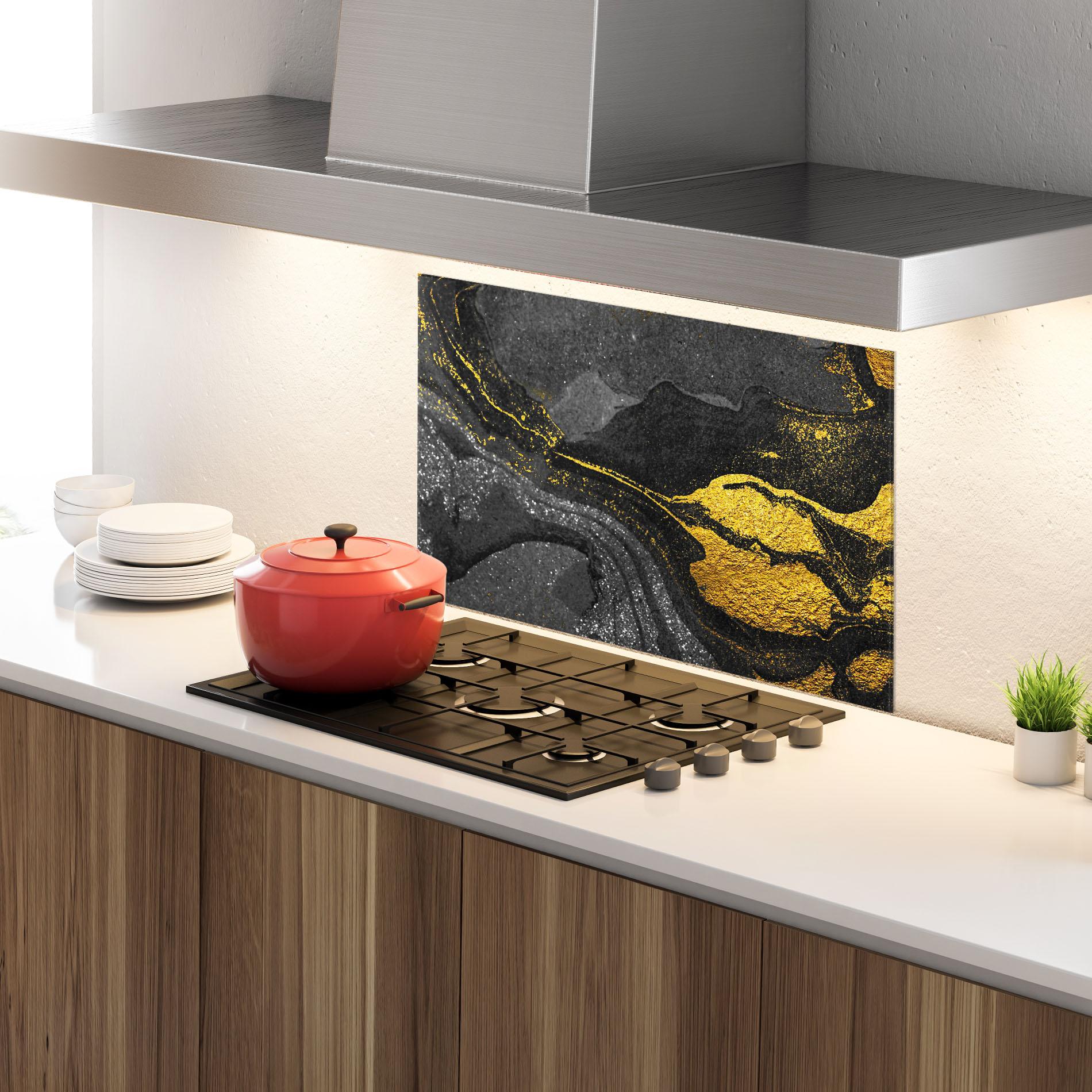 Panou Sticla Bucatarie Black And Gold Texture mockup 4