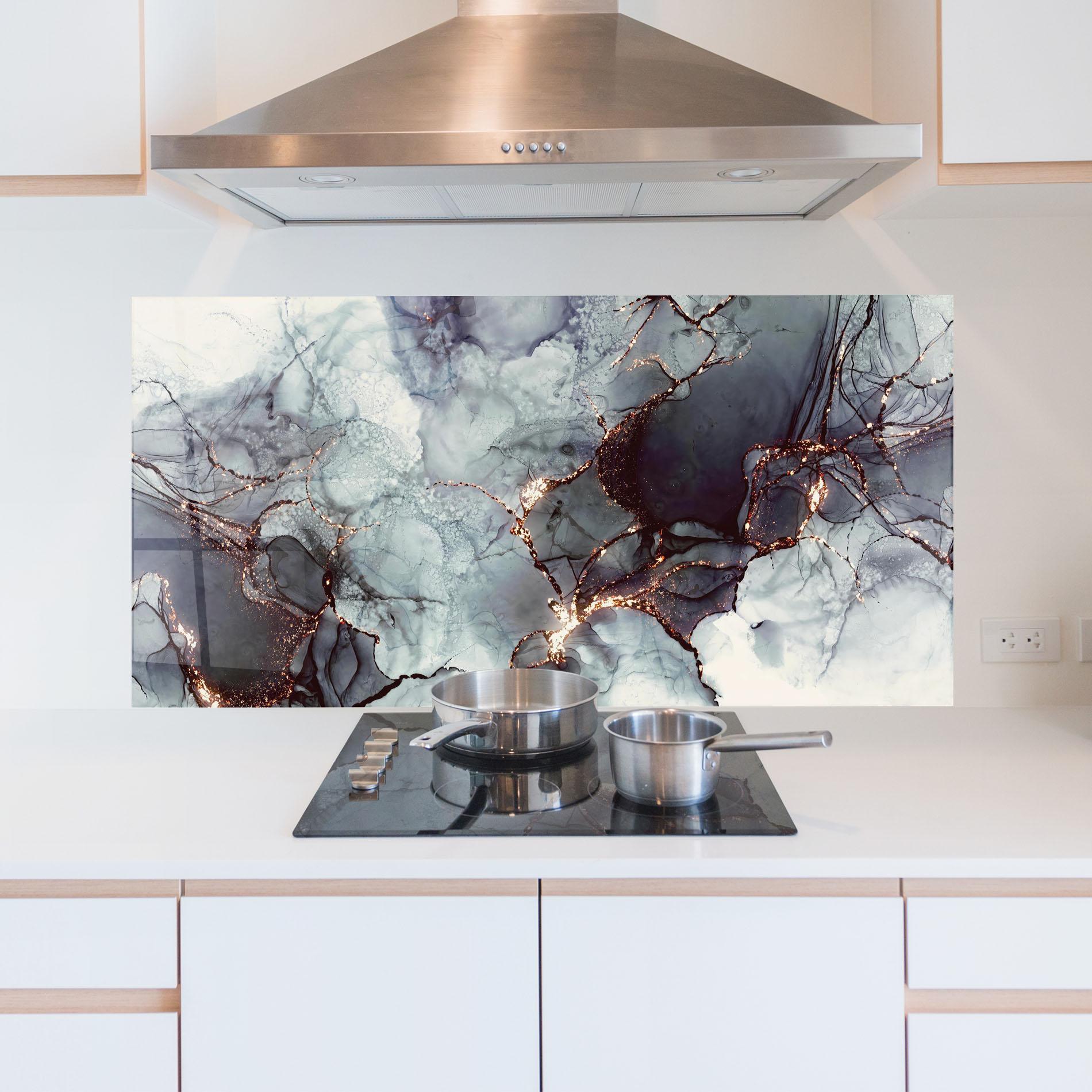 Panou Sticla Bucatarie Abstract Gold Path mockup 5