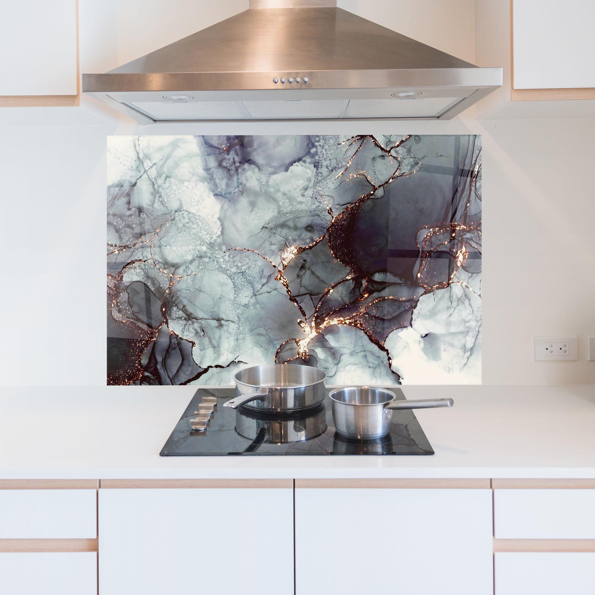 Panou Sticla Bucatarie Abstract Gold Path mockup 5