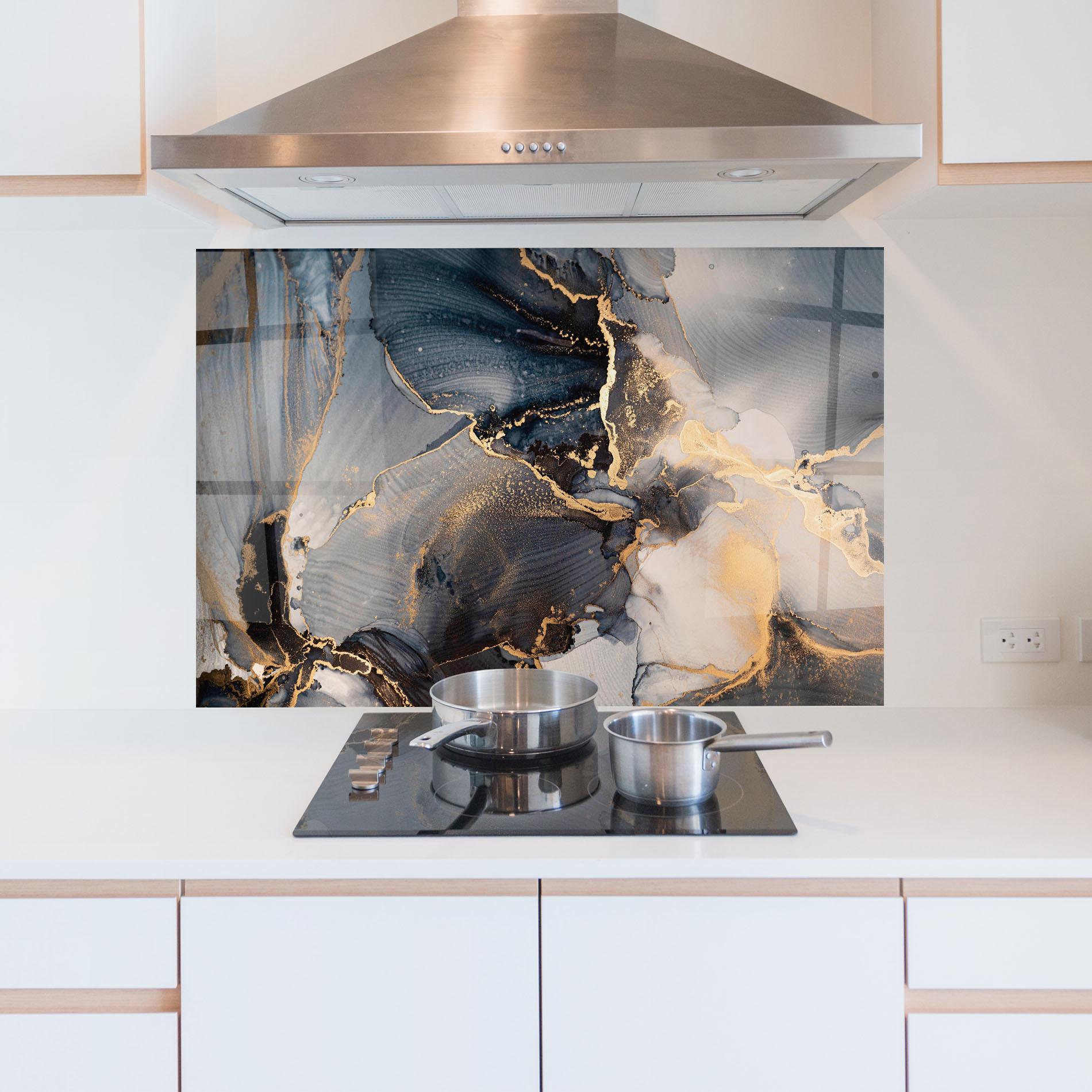 Panou Sticla Bucatarie Golden Abstract Marble mockup 5