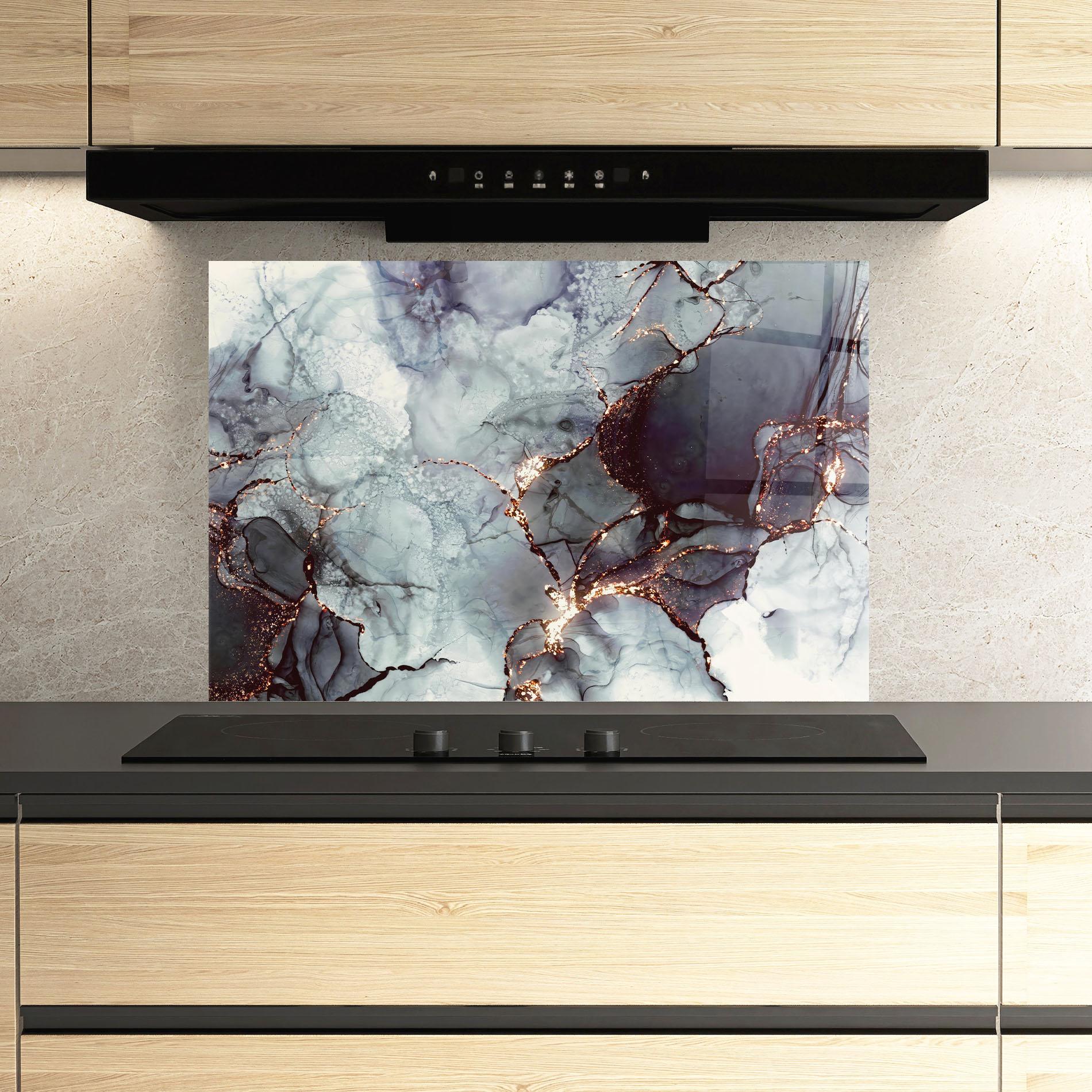 Panou Sticla Bucatarie Abstract Gold Path mockup 3