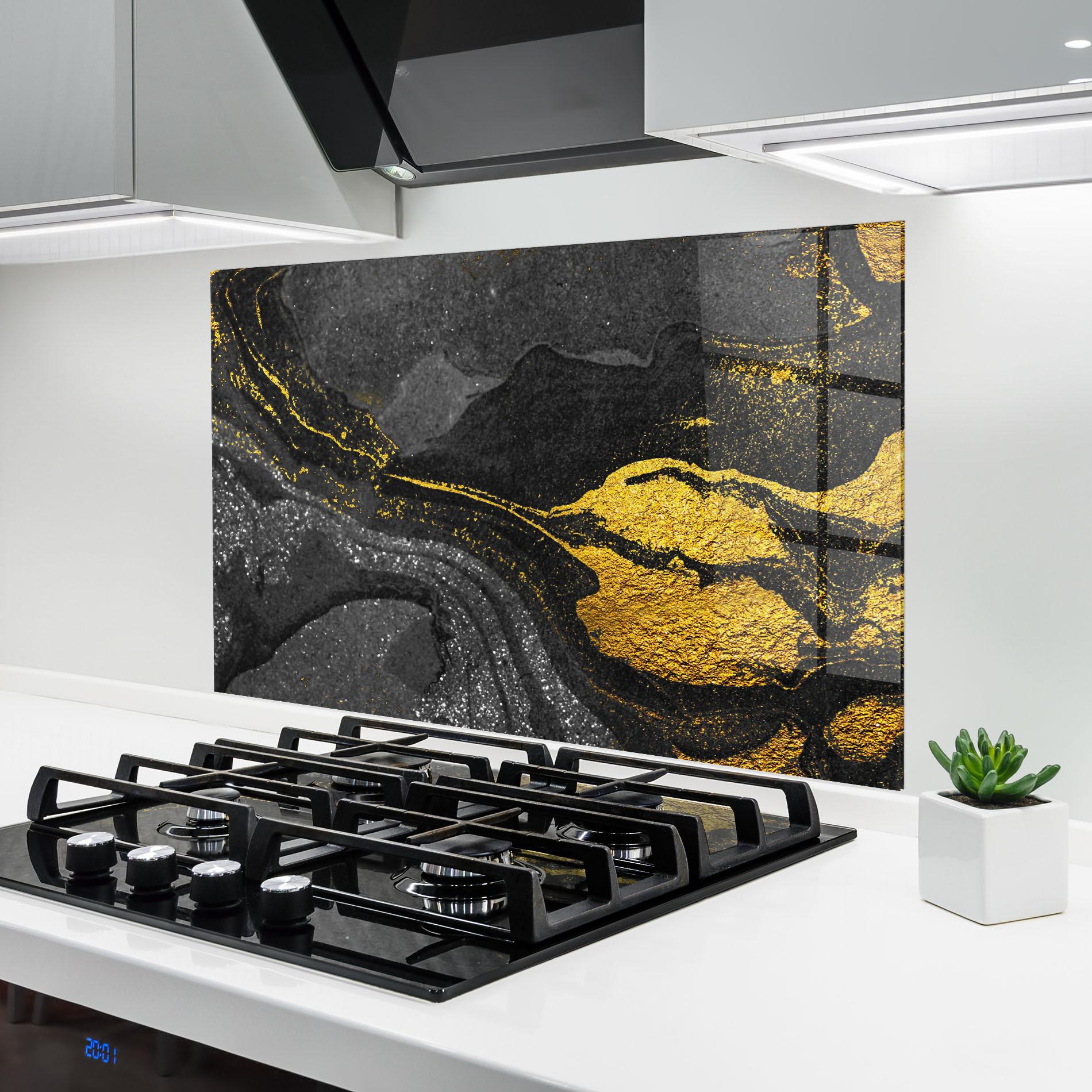 Panou Sticla Bucatarie Black And Gold Texture mockup 6