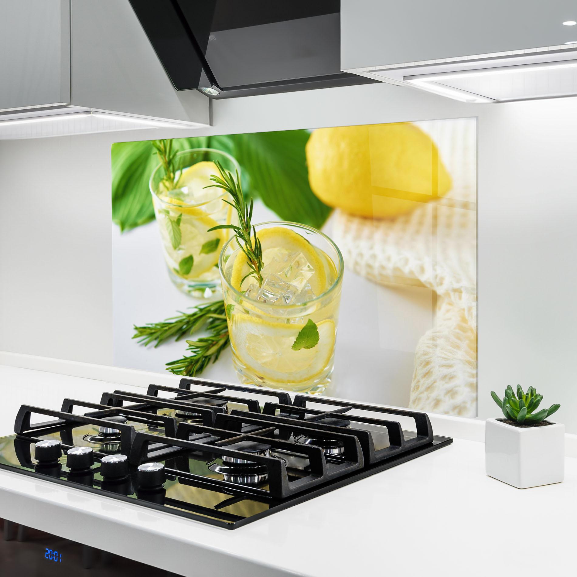 Panou Sticla Bucatarie Lemon Rosemary Drink mockup 6