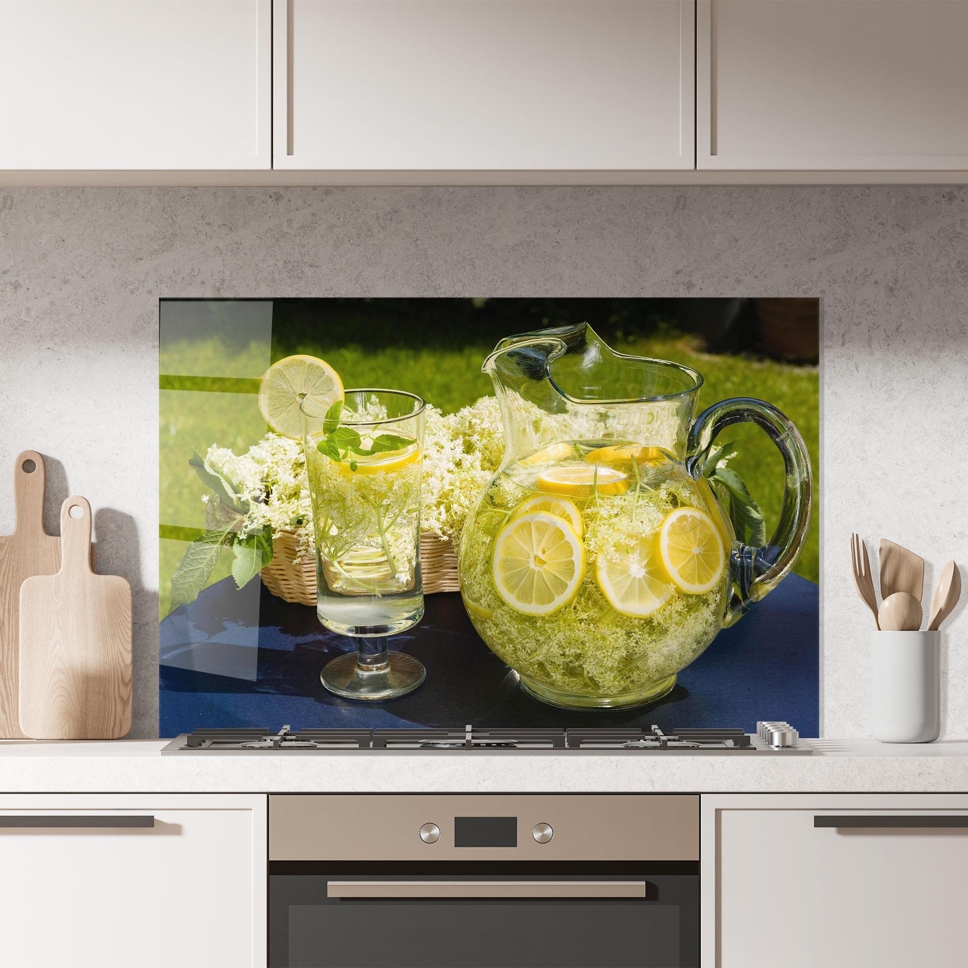 Panou Sticla Bucatarie Lemonade Outside mockup 7