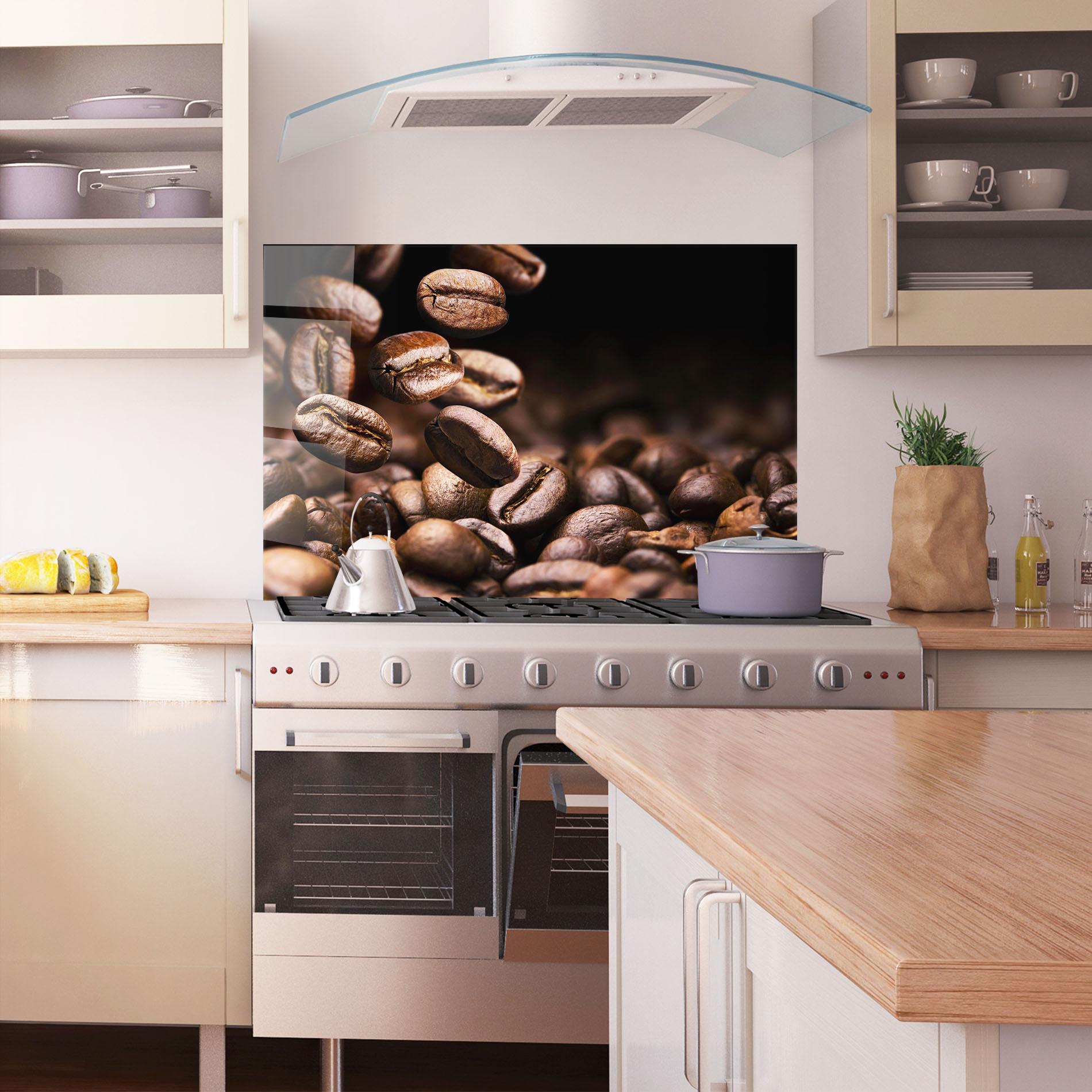 Panou Sticla Bucatarie Falling Coffee Beans mockup 1