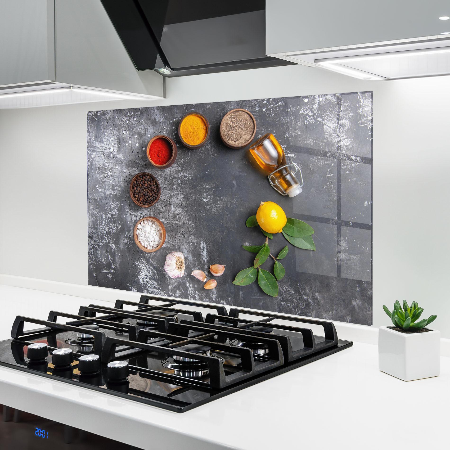 Panou Sticla Bucatarie Seasonings With Oil mockup 6