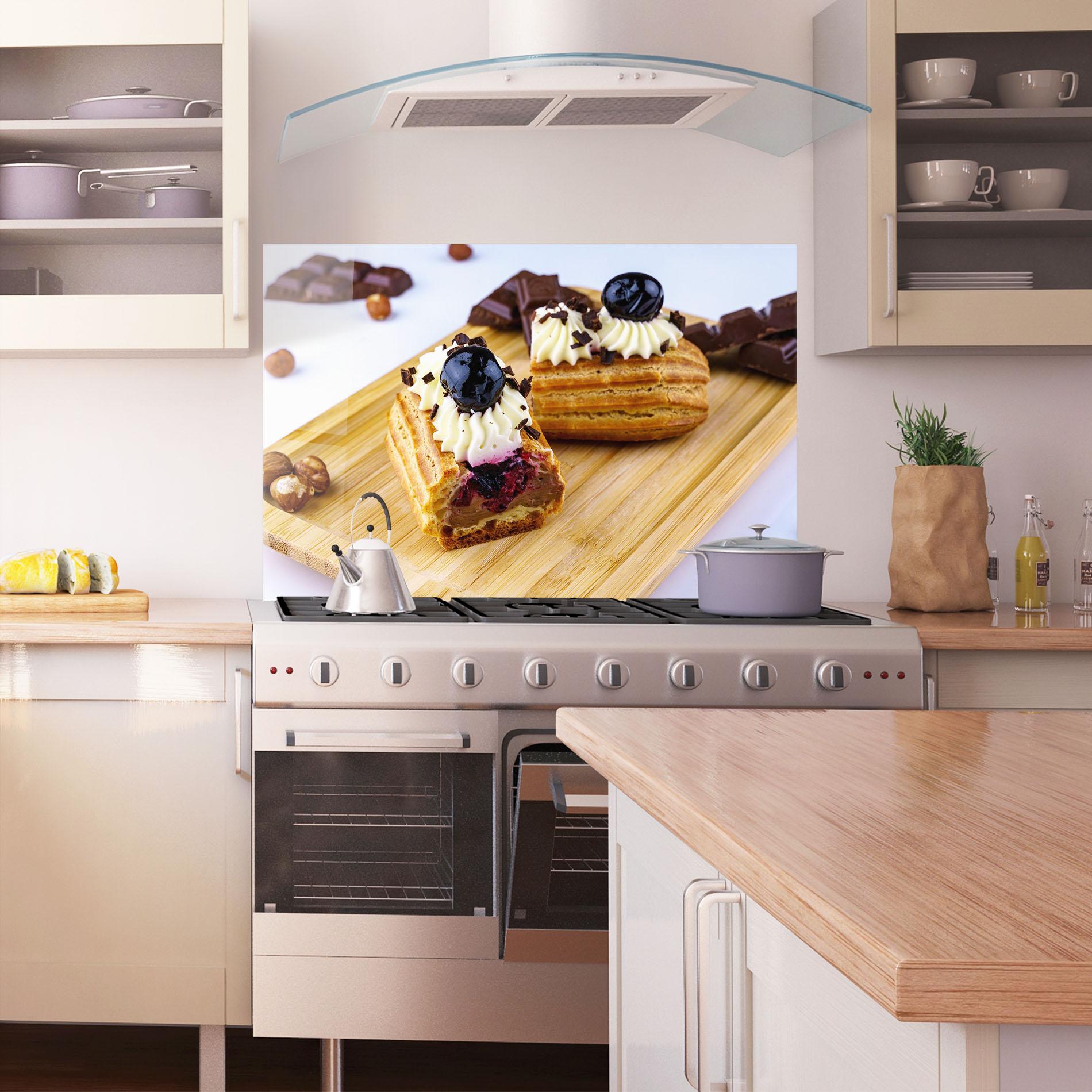 Panou Sticla Bucatarie Blueberry Eclair mockup 1