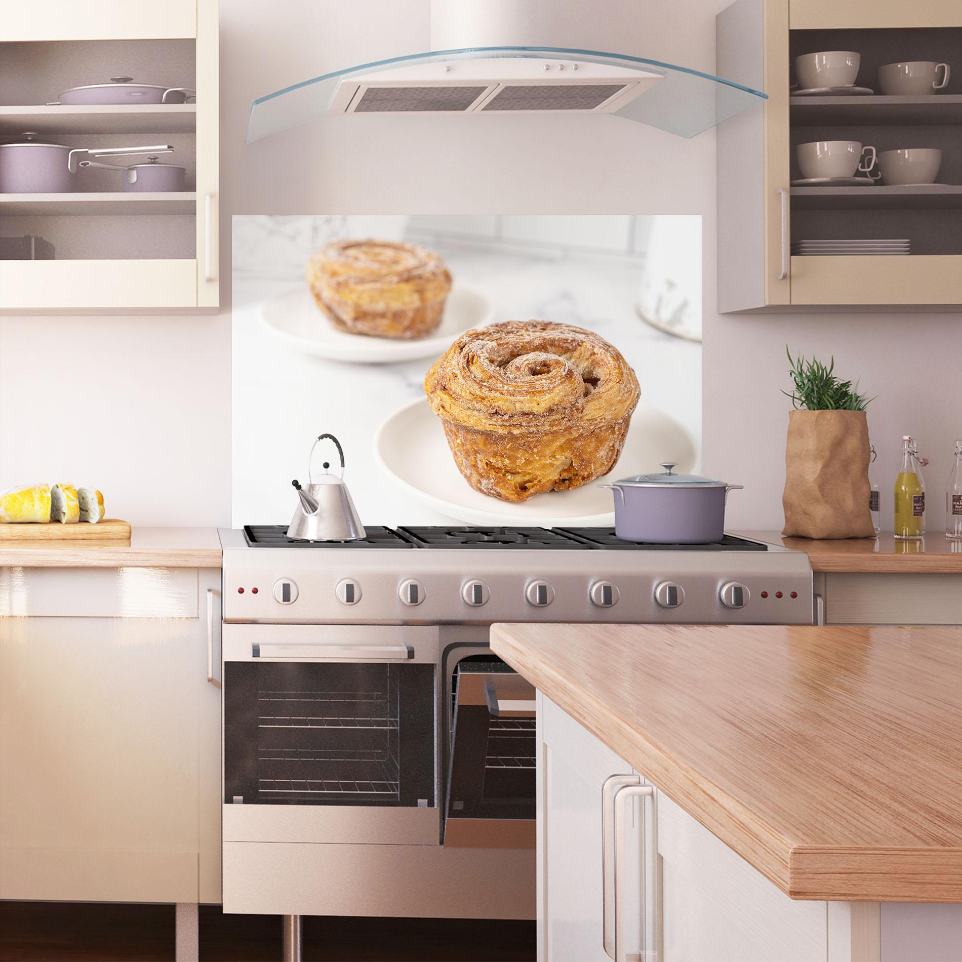Panou Sticla Bucatarie Cinnamon Roll mockup 1