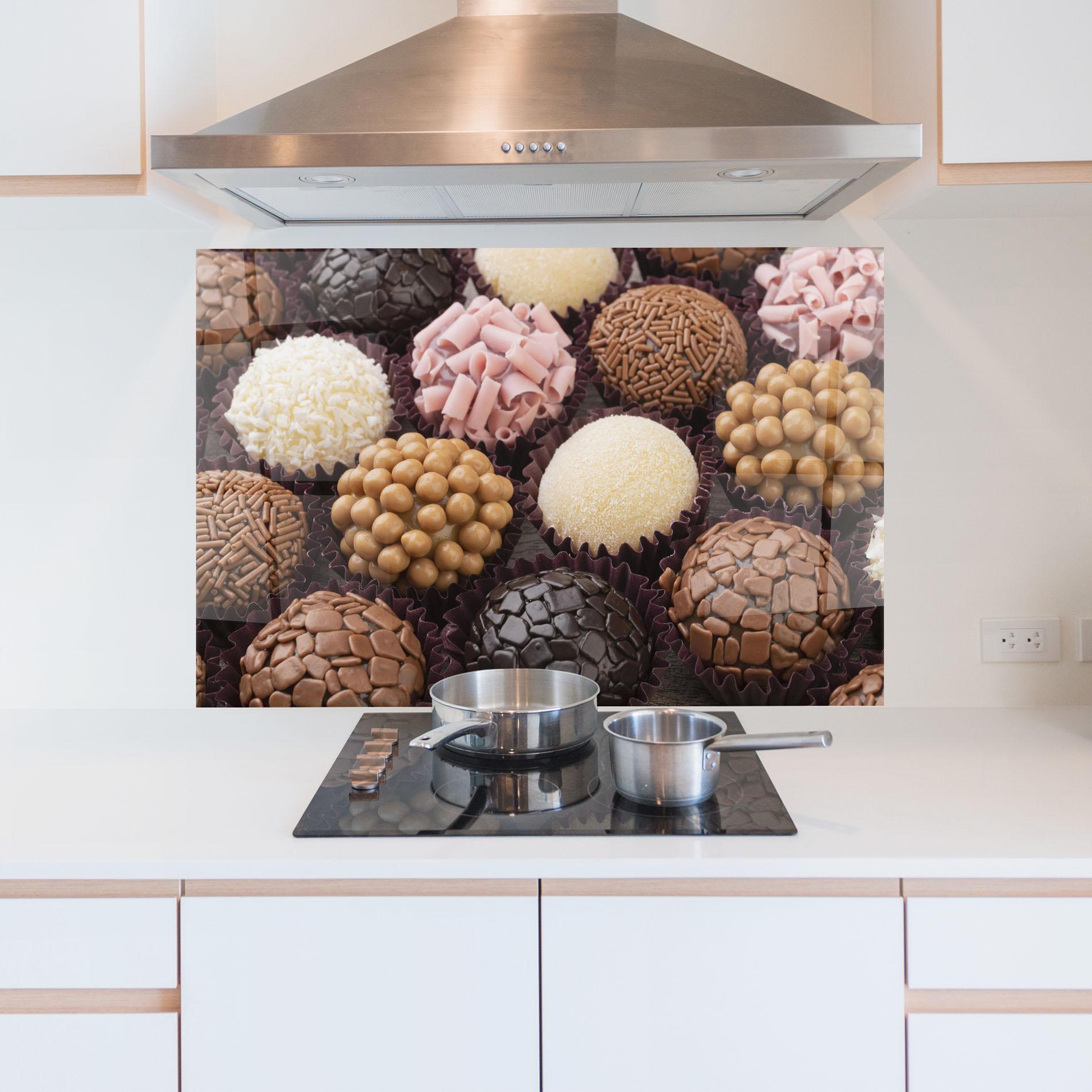 Panou Sticla Bucatarie Brazilian Brigadeiros mockup 5