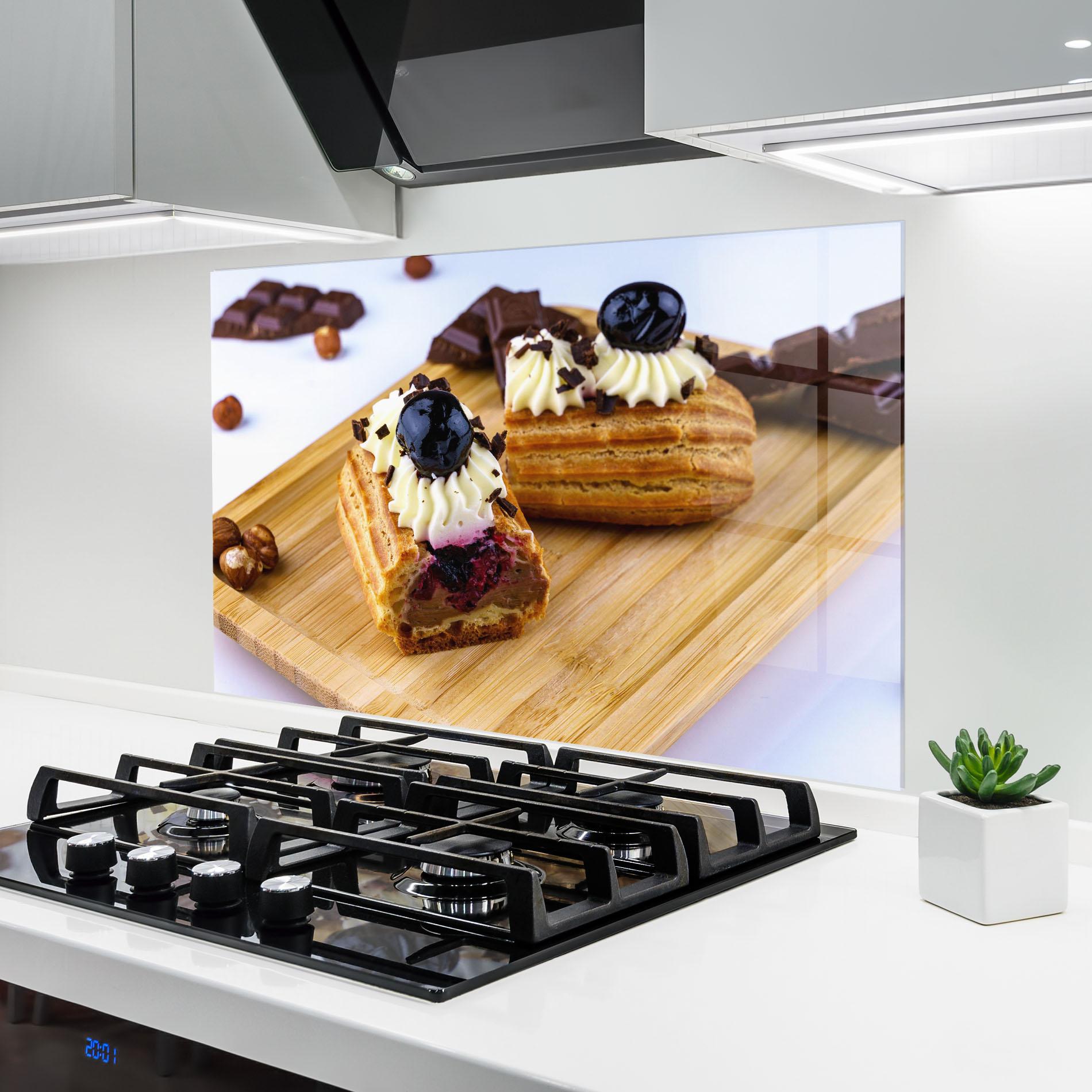 Panou Sticla Bucatarie Blueberry Eclair mockup 6