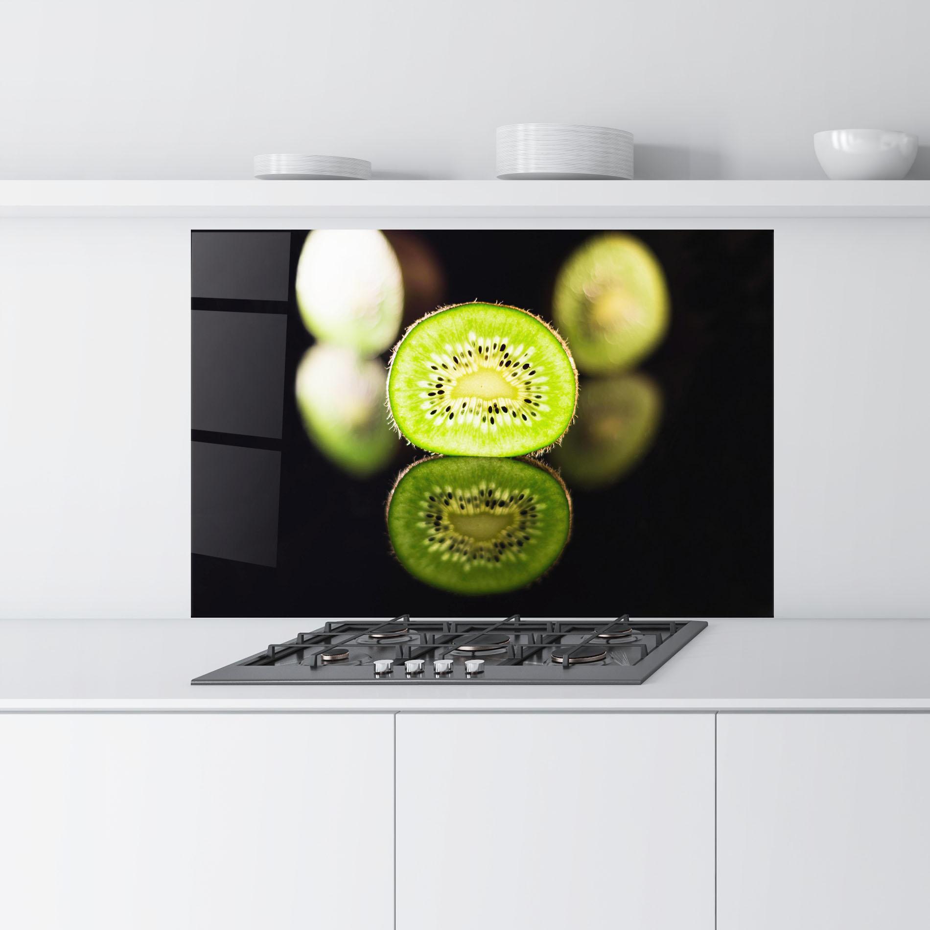 Panou Sticla Bucatarie Light On Kiwi Slice mockup 9