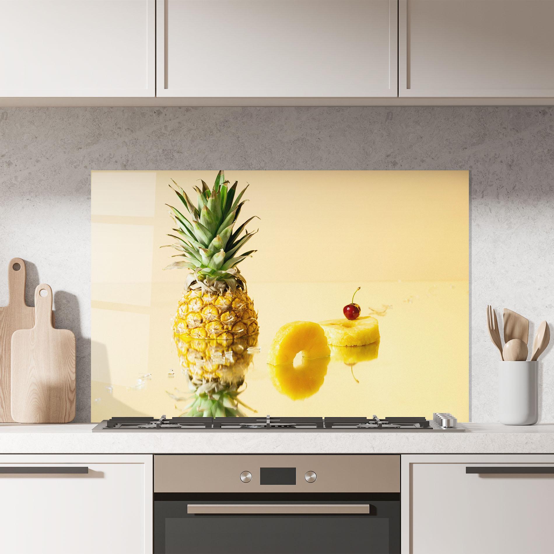 Panou Sticla Bucatarie Cut Pineapple mockup 7
