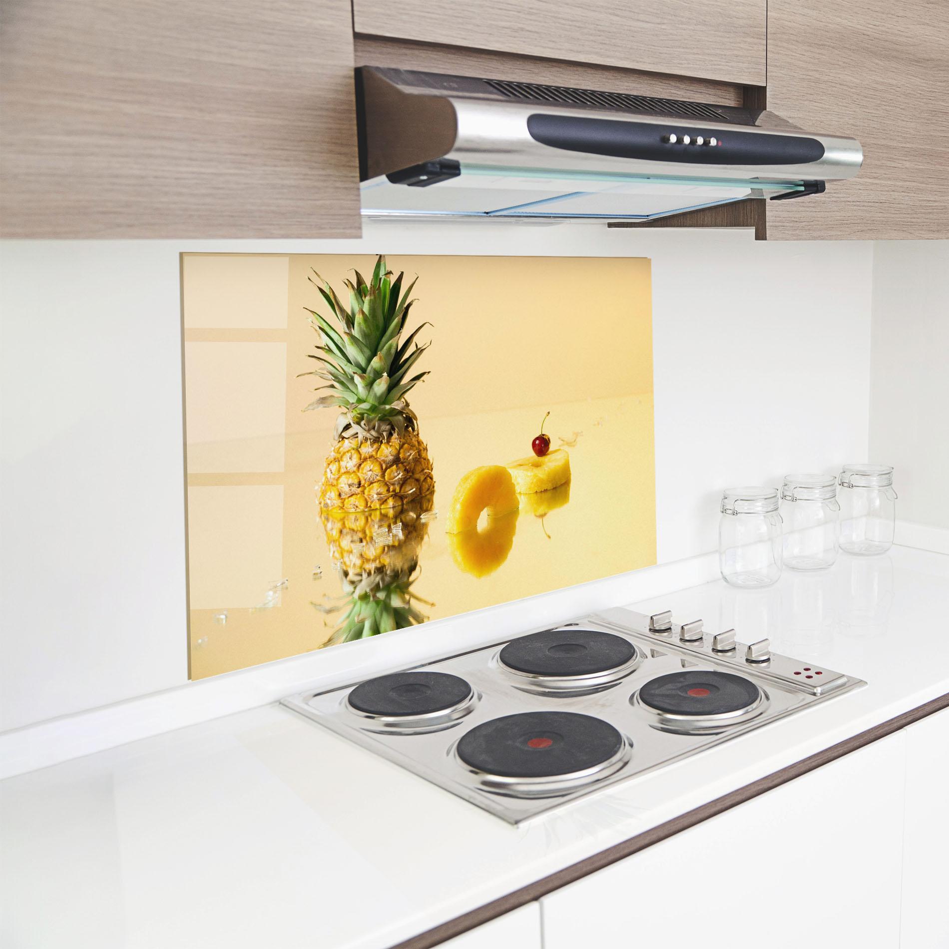 Panou Sticla Bucatarie Cut Pineapple mockup 8