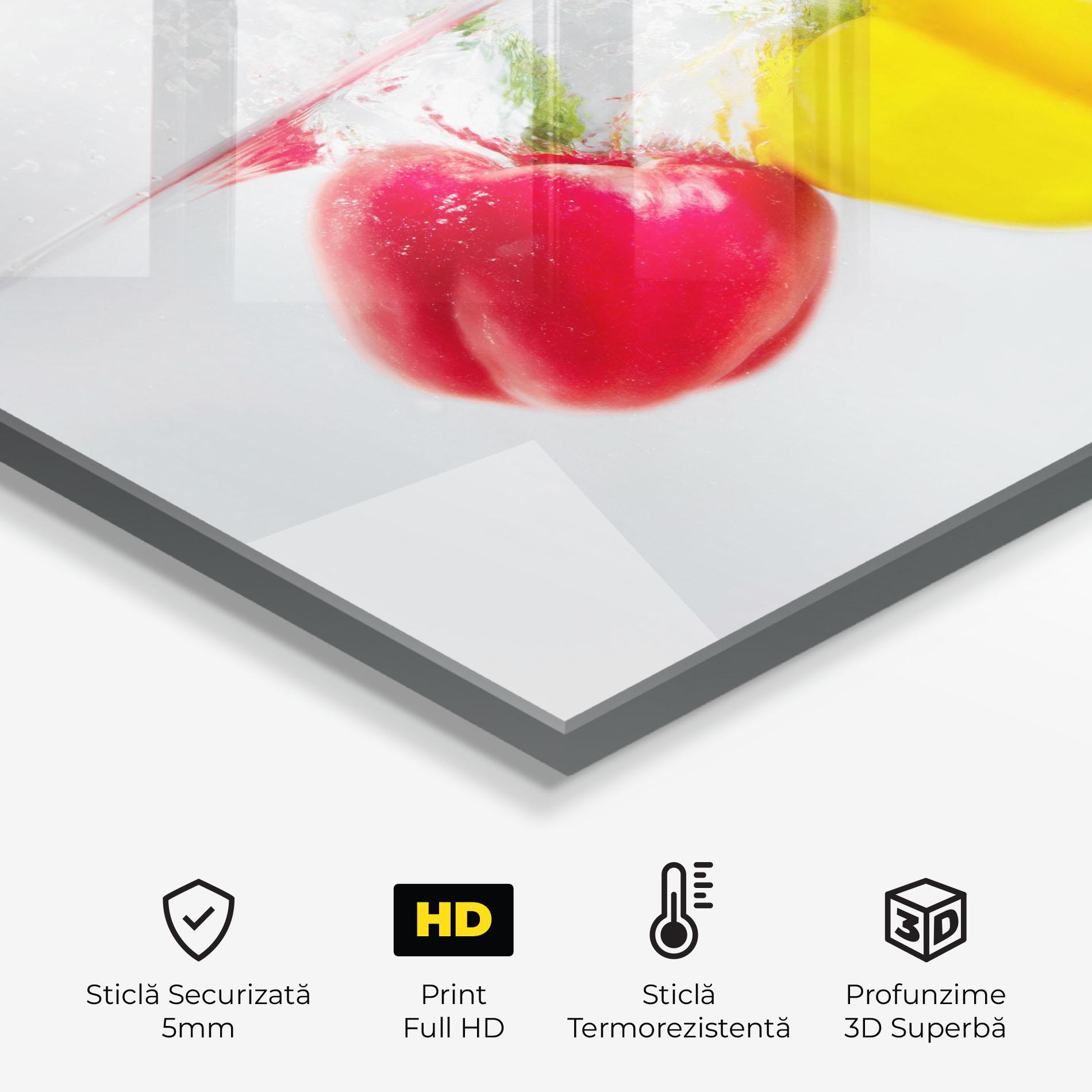 Panou Sticla Bucatarie Bellpepper In Water mockup 2