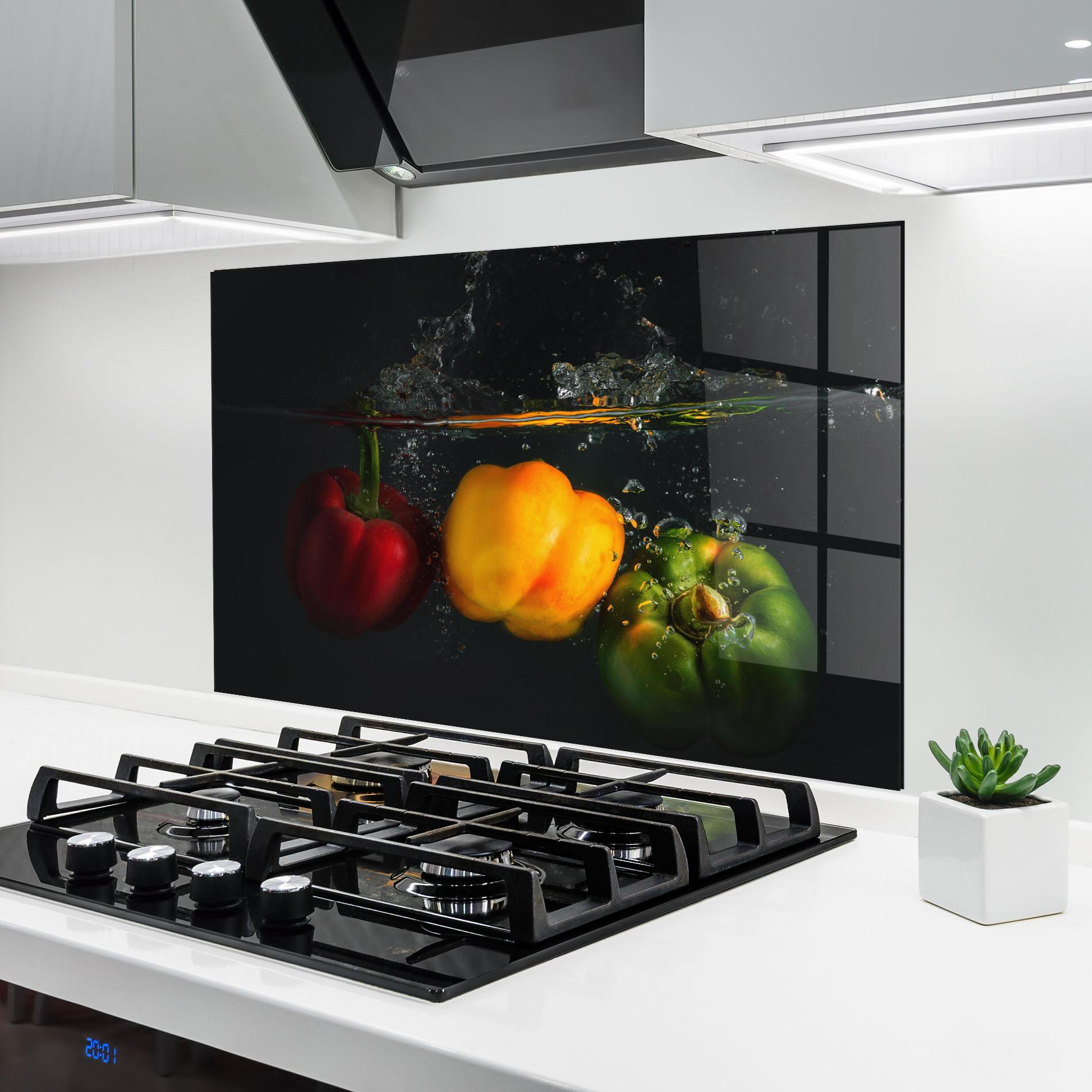 Panou Sticla Bucatarie Cool Bellpepper Splash mockup 6