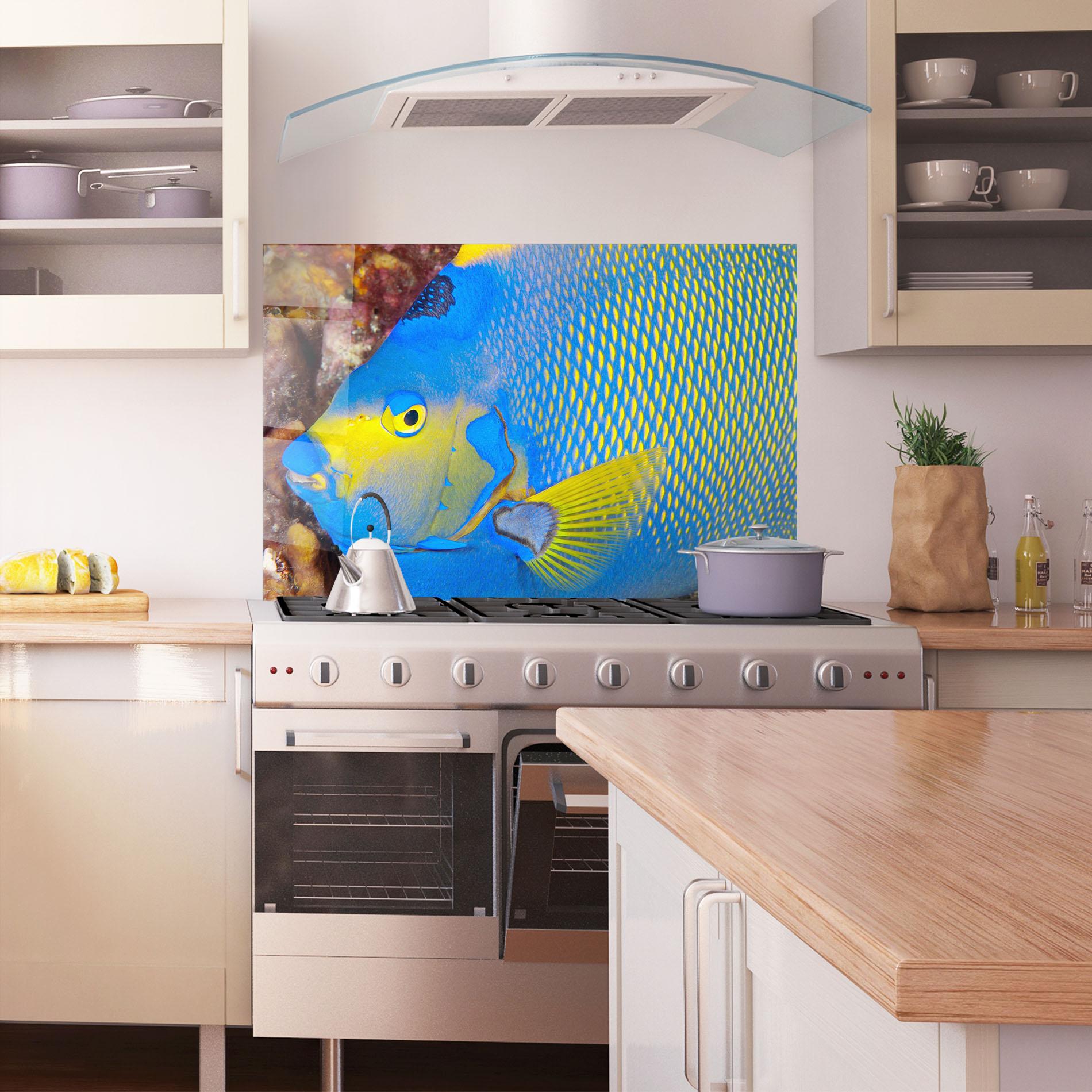 Panou Sticla Bucatarie Blue Yellow Fish mockup 1