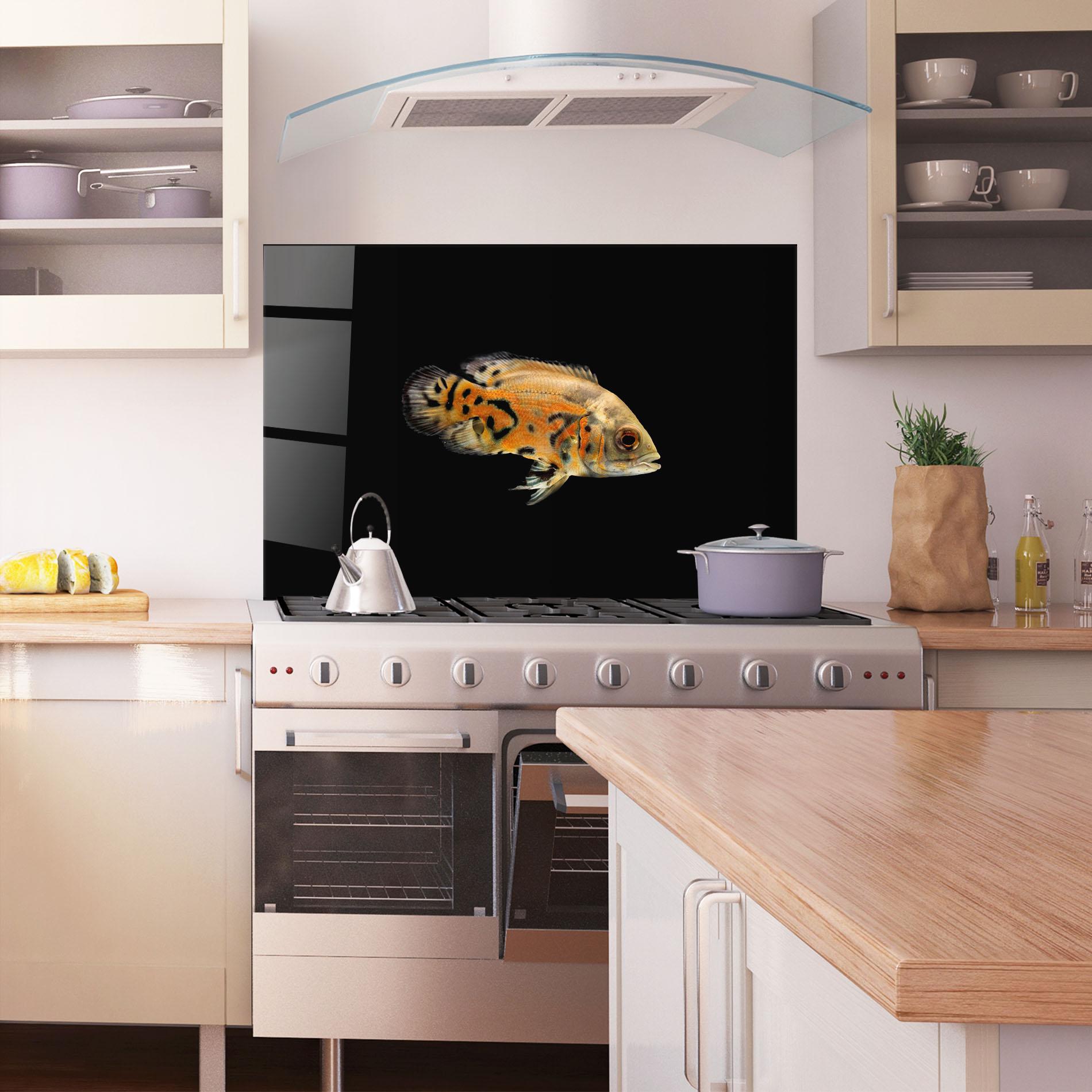 Panou Sticla Bucatarie Cute Brown Fish mockup 1