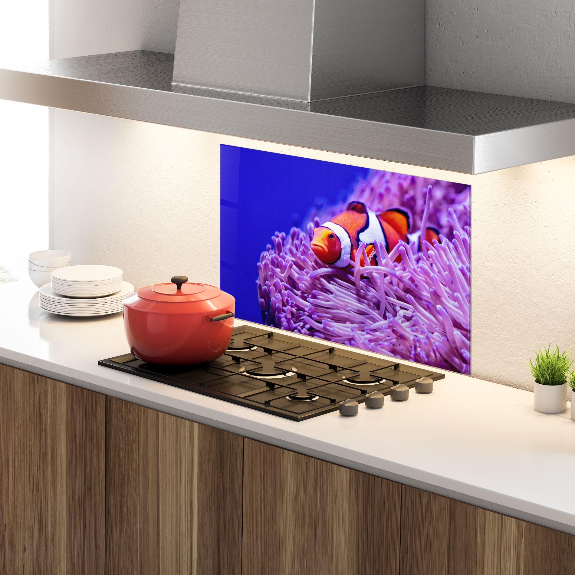 Panou Sticla Bucatarie Angry Nemo mockup 4