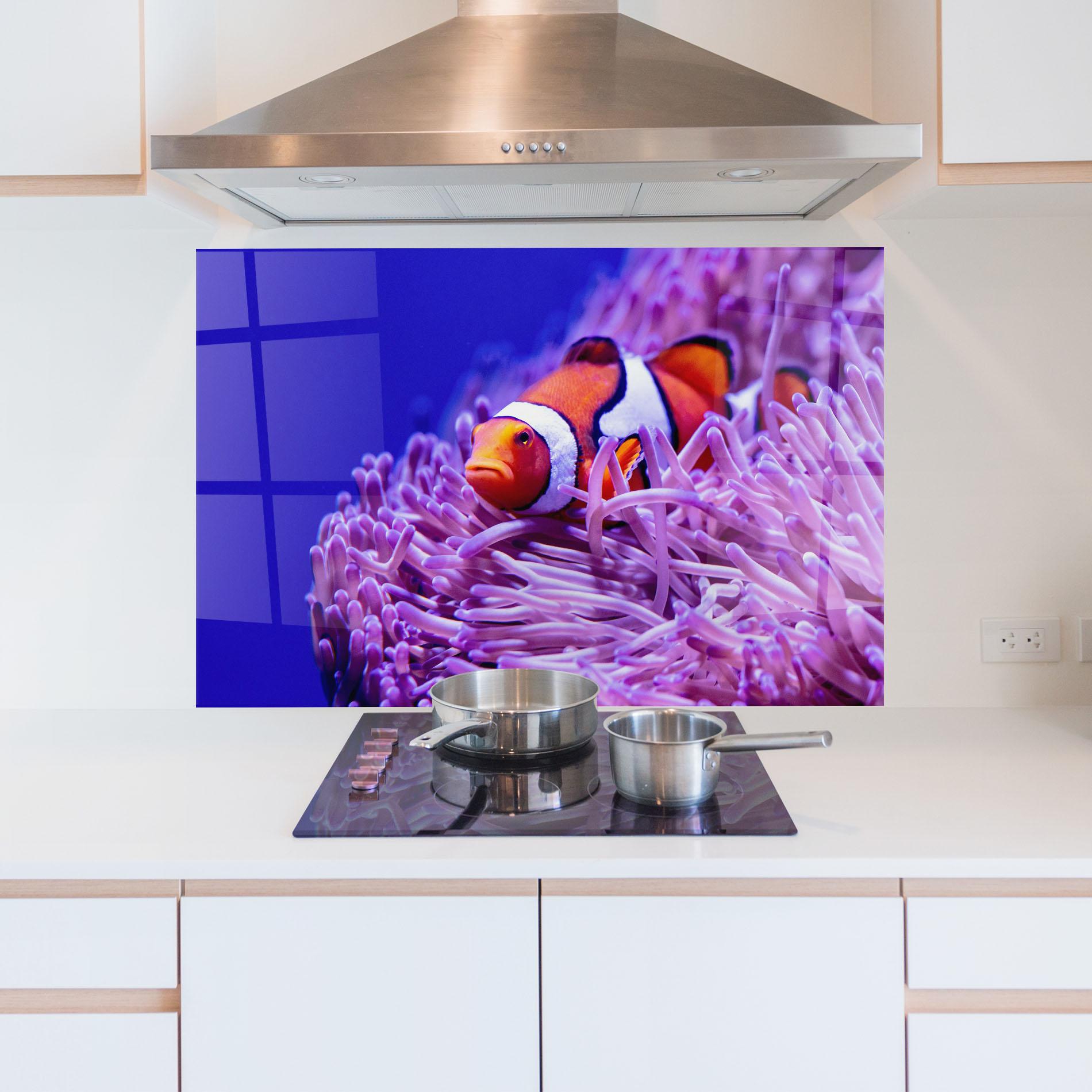 Panou Sticla Bucatarie Angry Nemo mockup 5