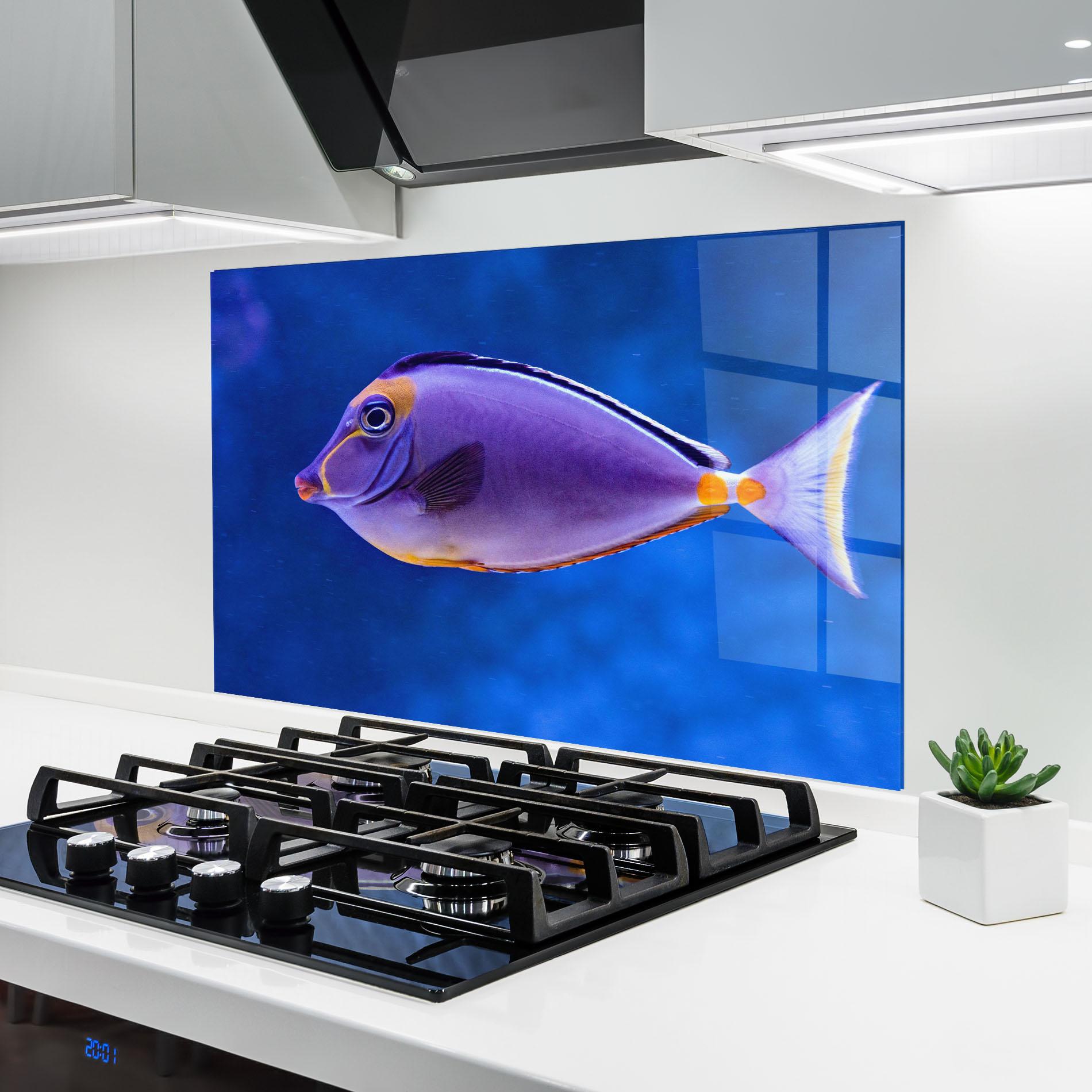 Panou Sticla Bucatarie Pink Lips Fish mockup 6