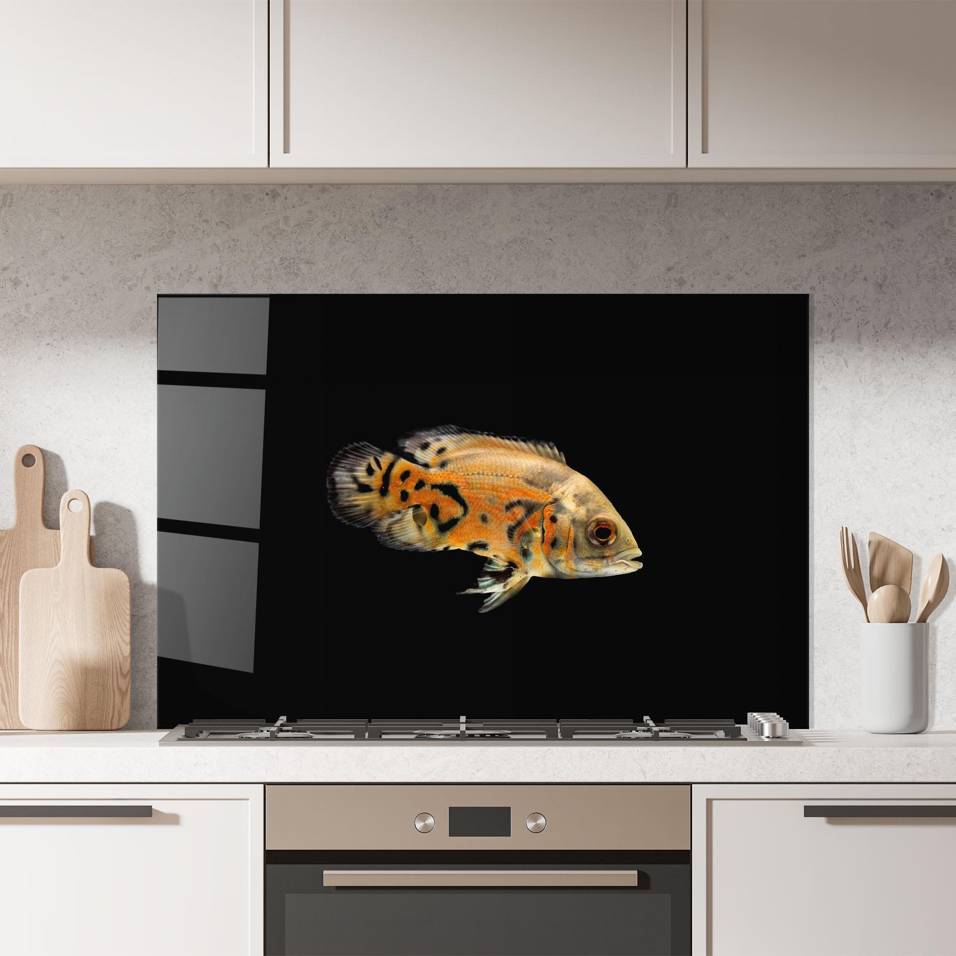 Panou Sticla Bucatarie Cute Brown Fish mockup 7