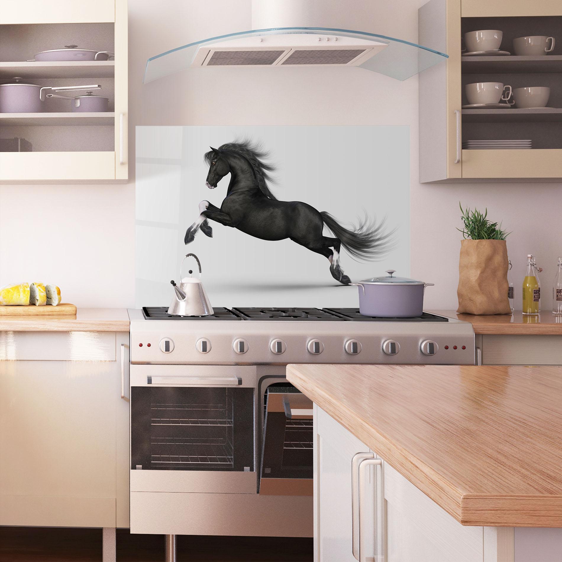 Panou Sticla Bucatarie Black Horse Galloping mockup 1