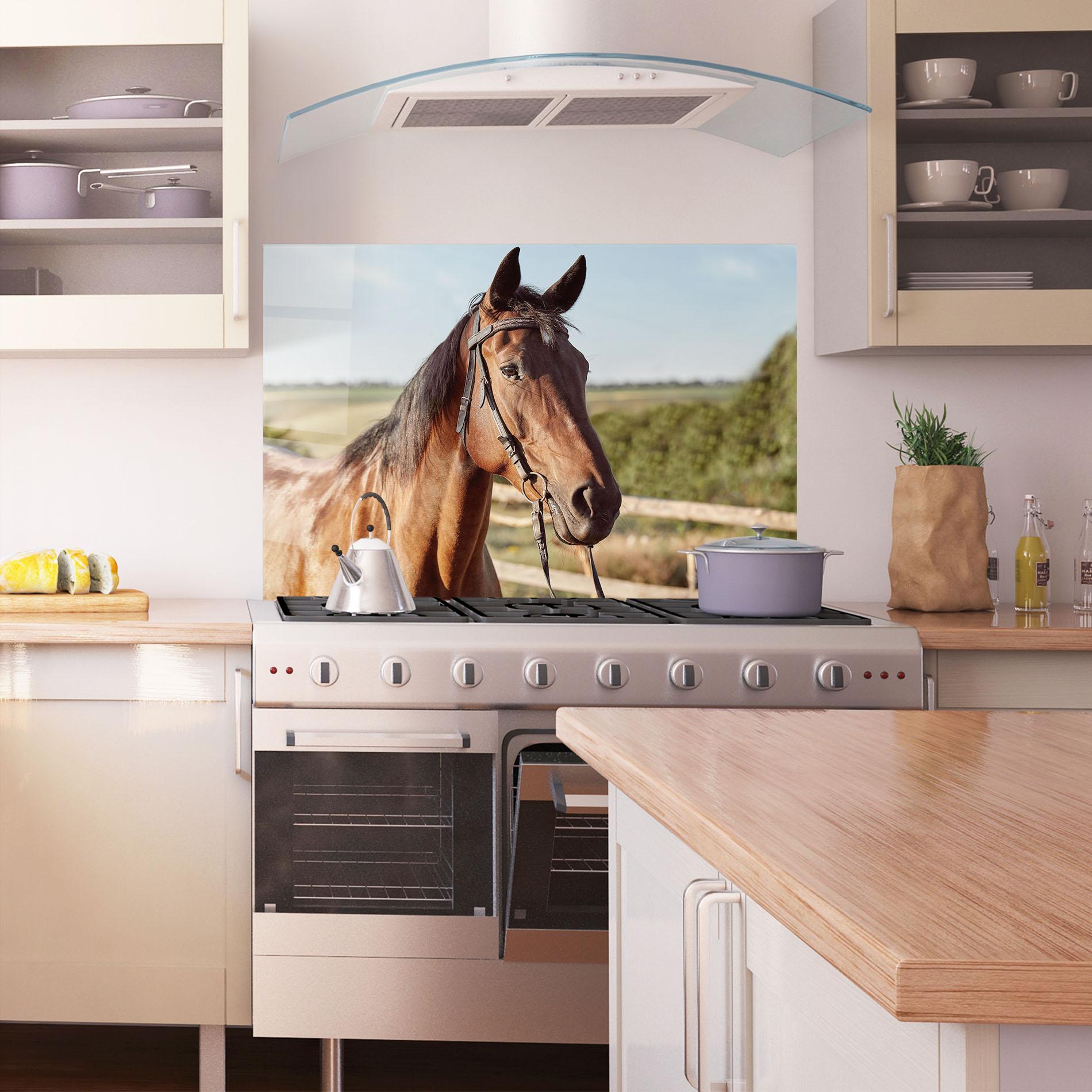 Panou Sticla Bucatarie Brown Horse Close Up mockup 1