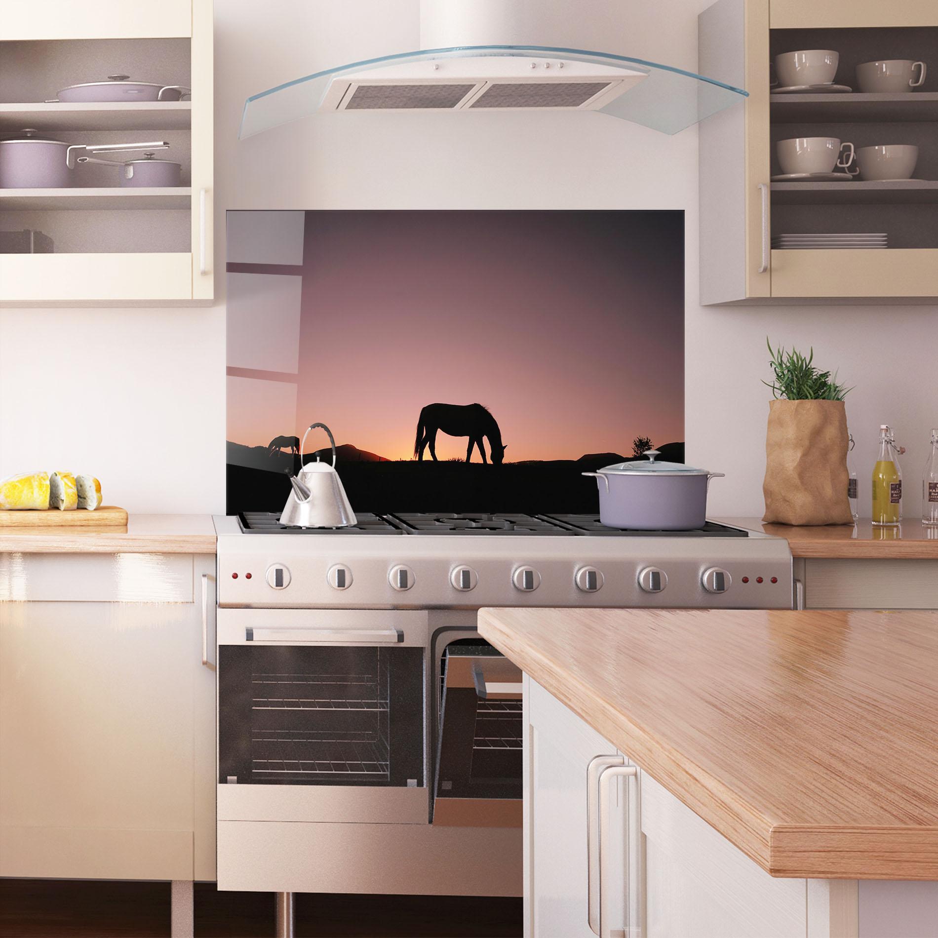 Panou Sticla Bucatarie Horse Silhouette mockup 1