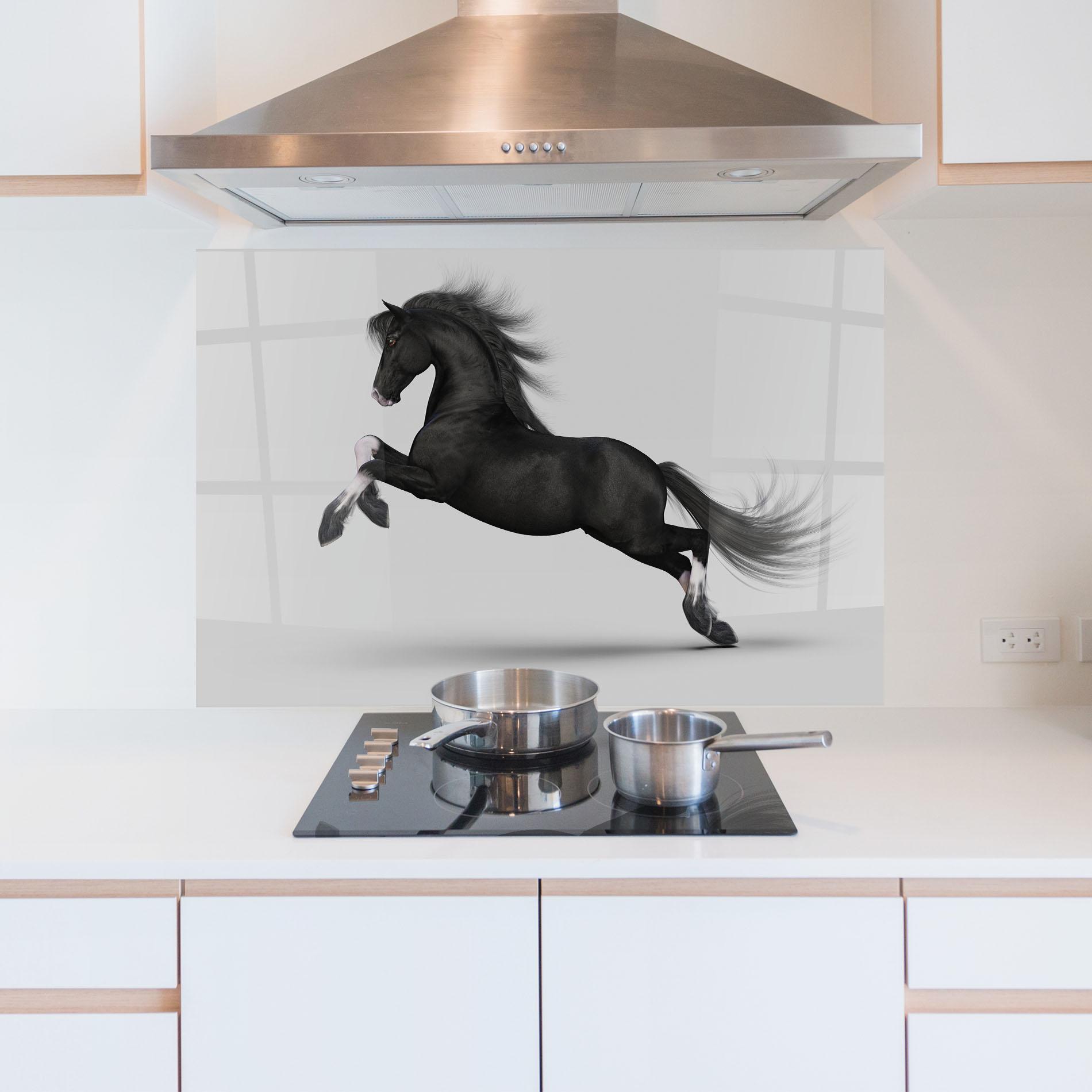 Panou Sticla Bucatarie Black Horse Galloping mockup 5
