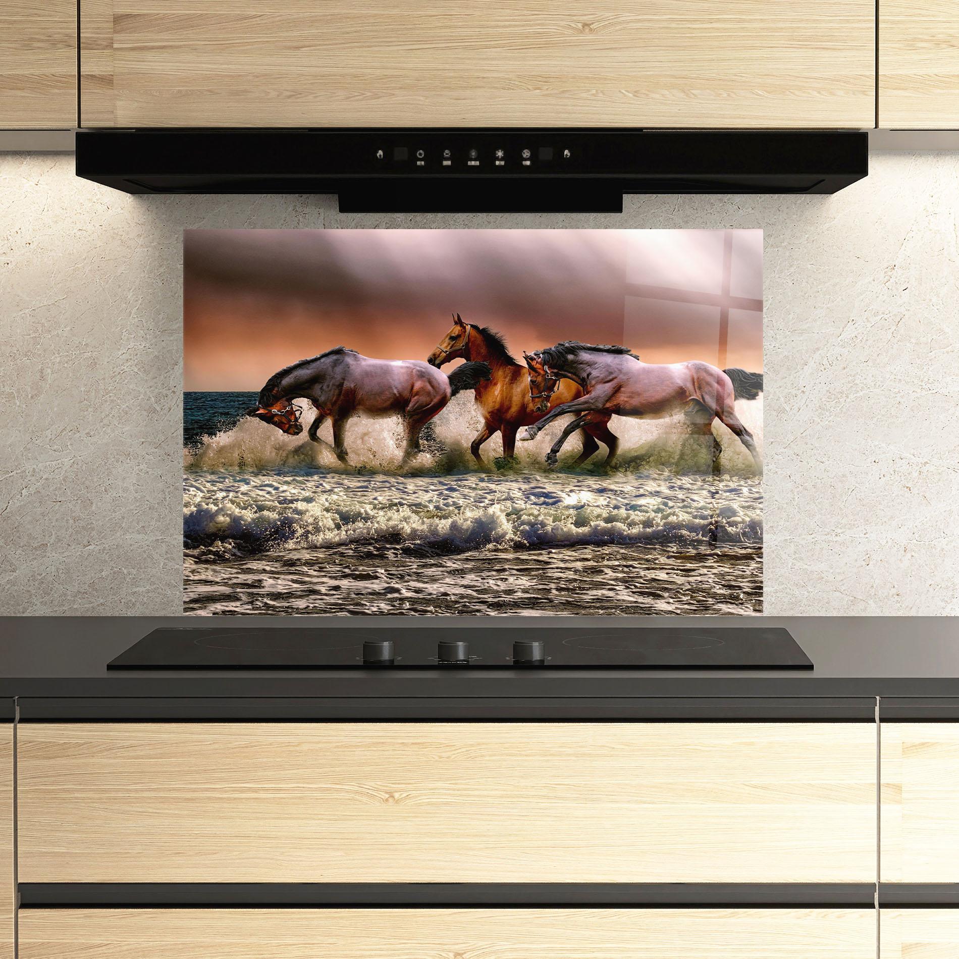 Panou Sticla Bucatarie Horse In Sea mockup 3