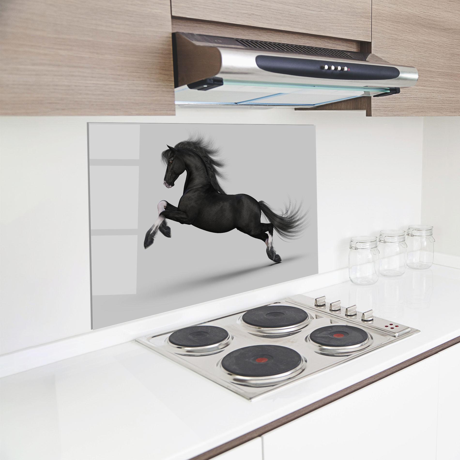 Panou Sticla Bucatarie Black Horse Galloping mockup 8