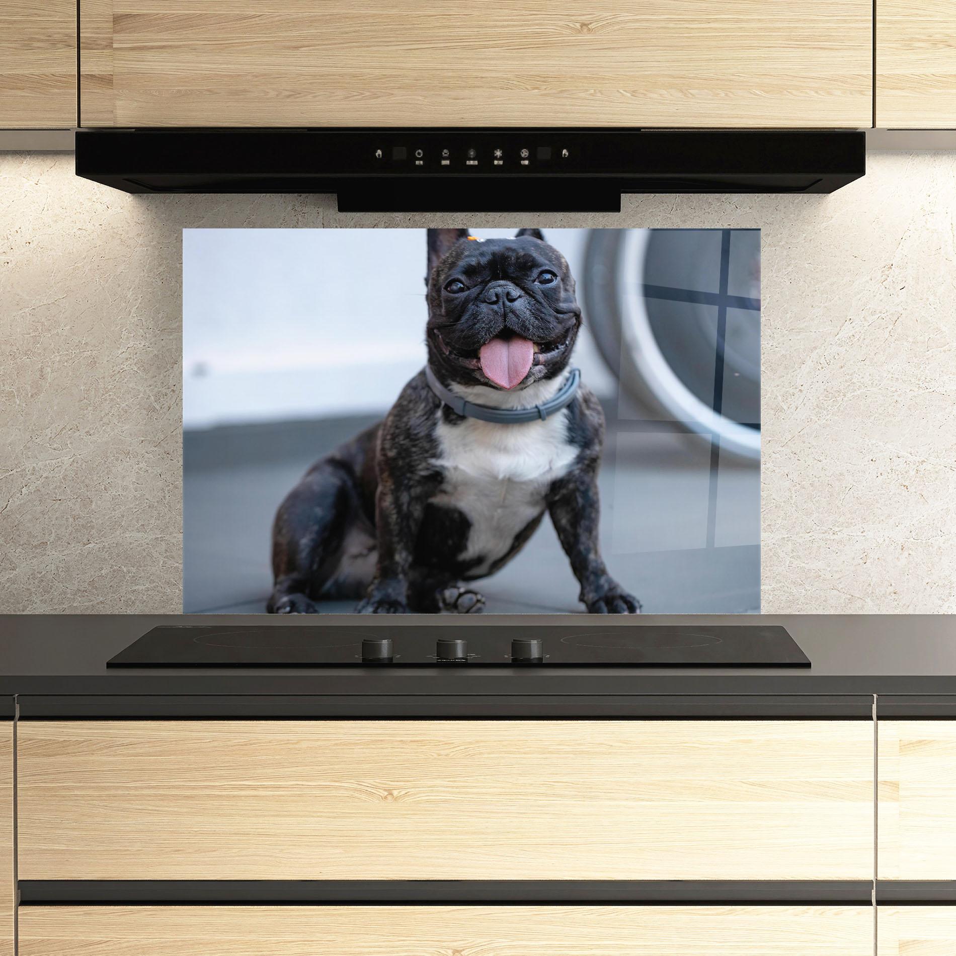 Panou Sticla Bucatarie Happy Black Dog mockup 3