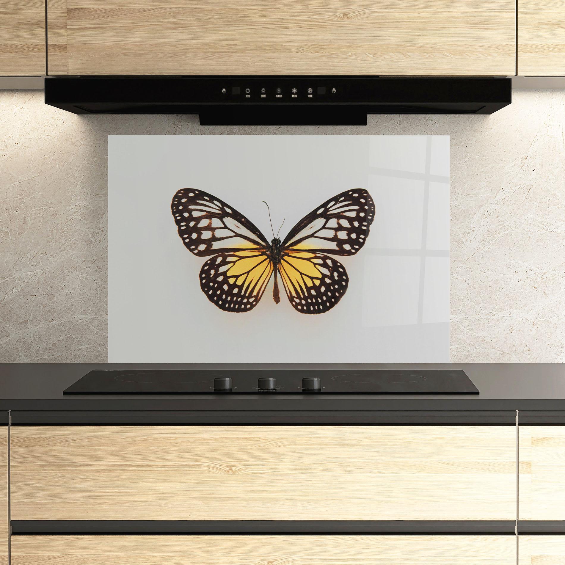 Panou Sticla Bucatarie Butterfly On Grey mockup 3