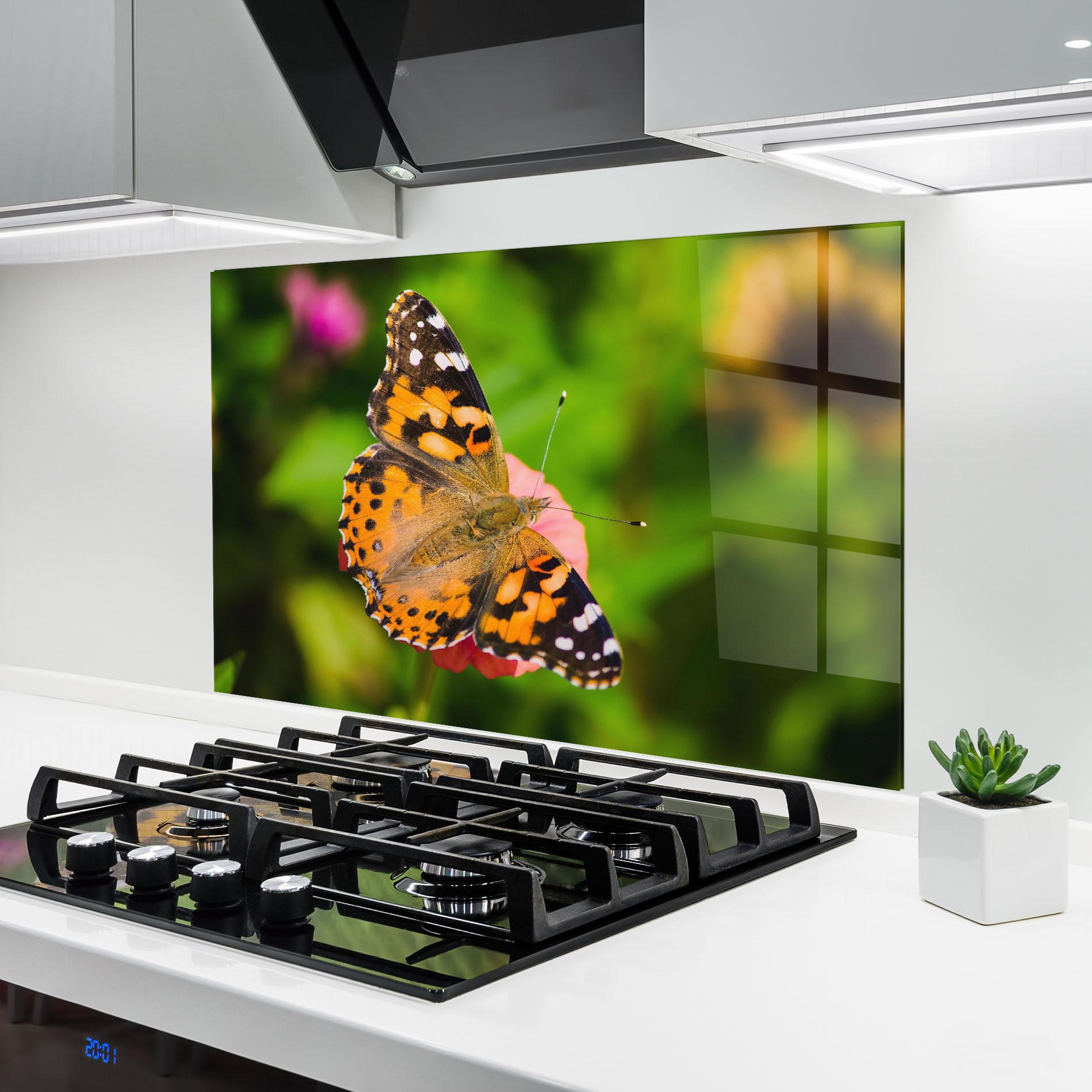 Panou Sticla Bucatarie Butterfly On Flower mockup 6