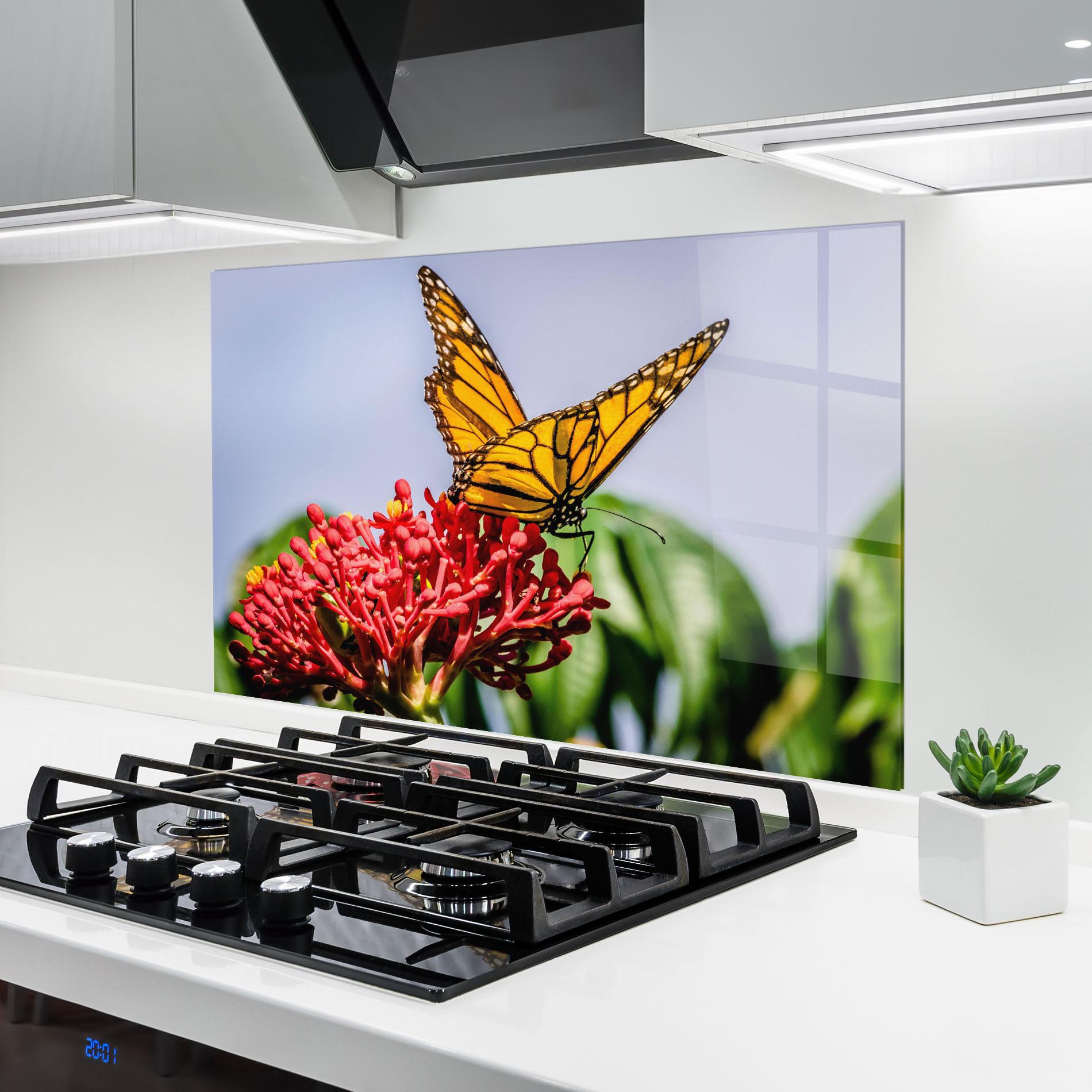 Panou Sticla Bucatarie Butterfly On Red Flower mockup 6