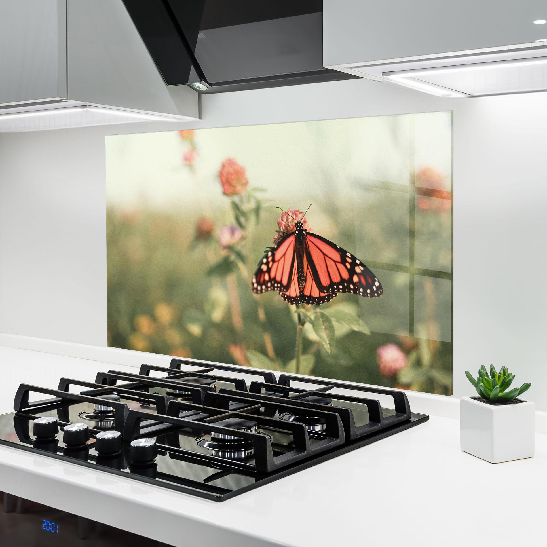 Panou Sticla Bucatarie Light Red Butterfly mockup 6