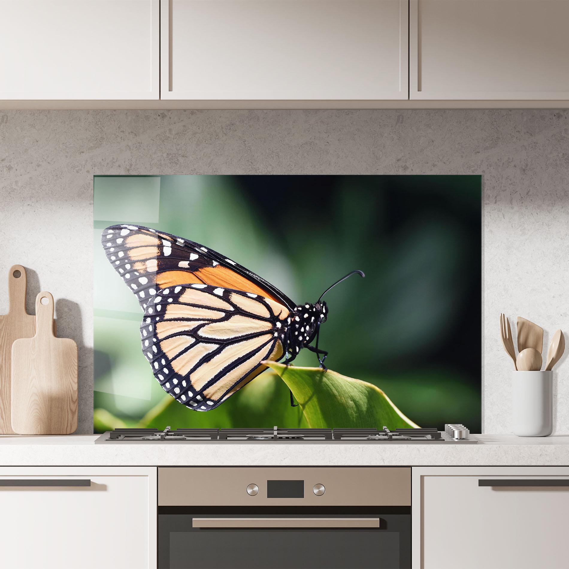 Panou Sticla Bucatarie Light Orange Butterfly mockup 7