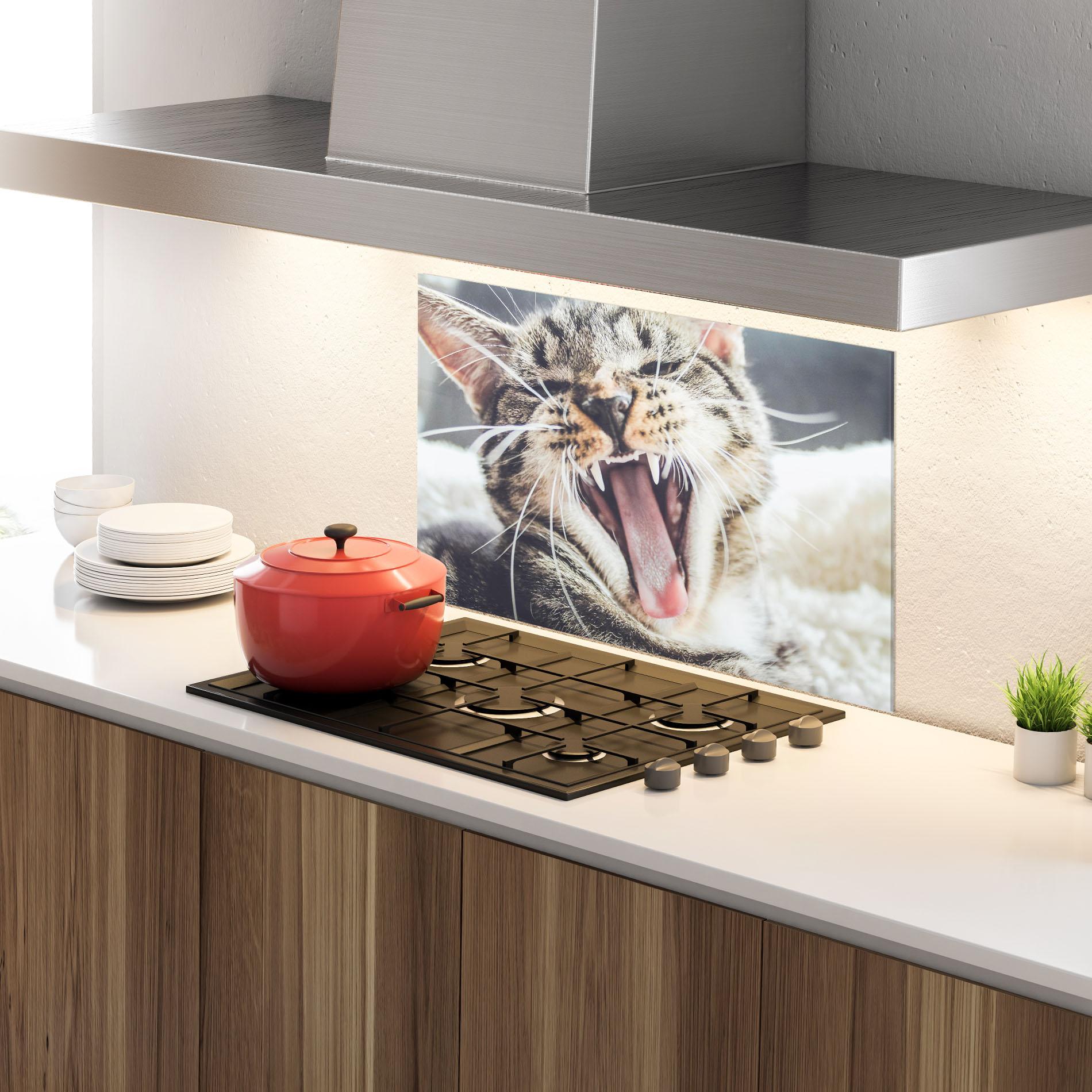 Panou Sticla Bucatarie Wroar Cat mockup 4