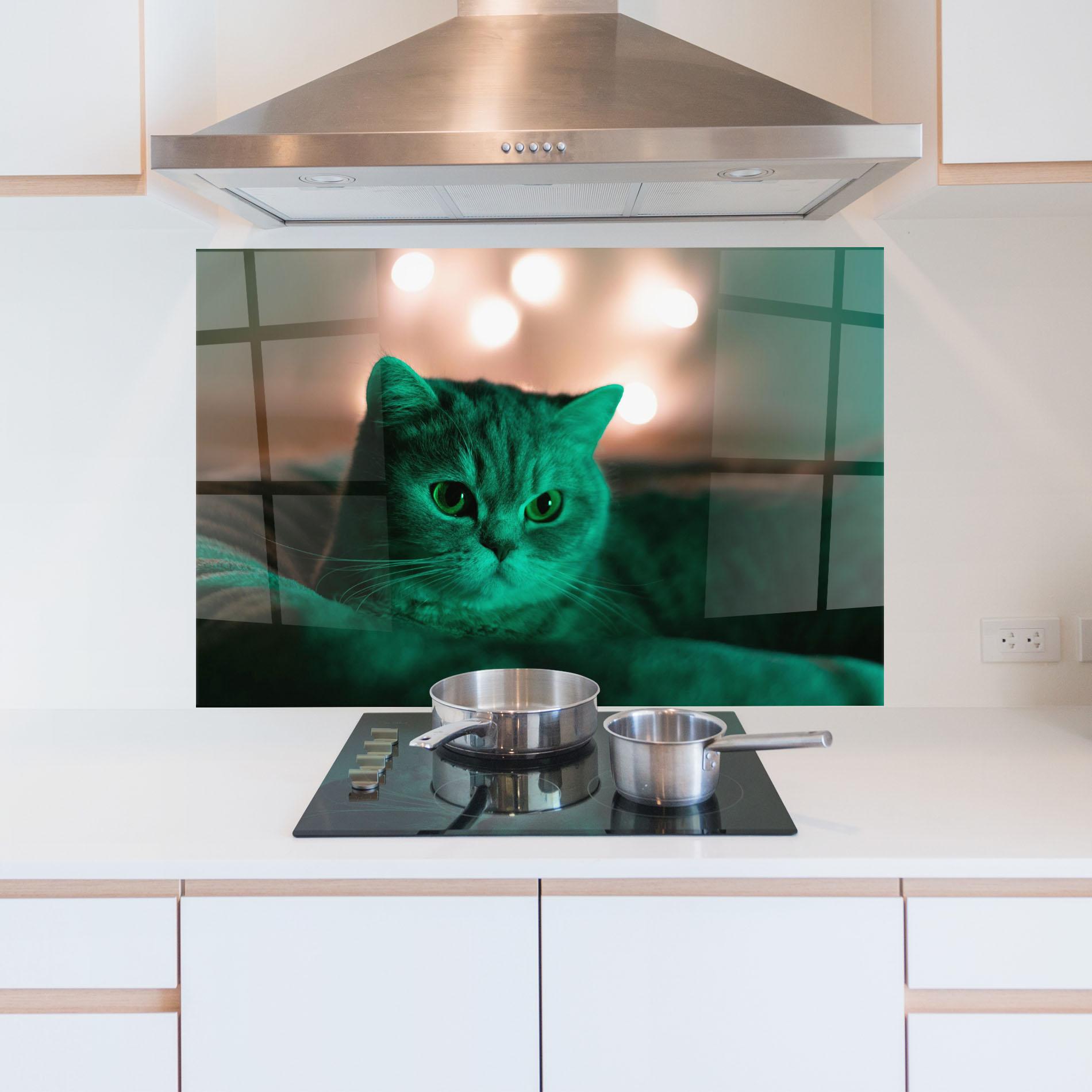 Panou Sticla Bucatarie Green Light Cat mockup 5