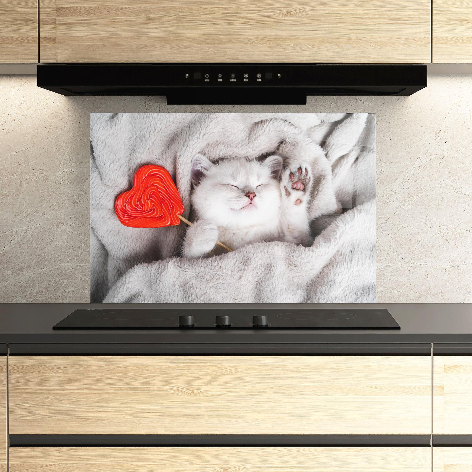 Panou Sticla Bucatarie Small White Kitten mockup 3