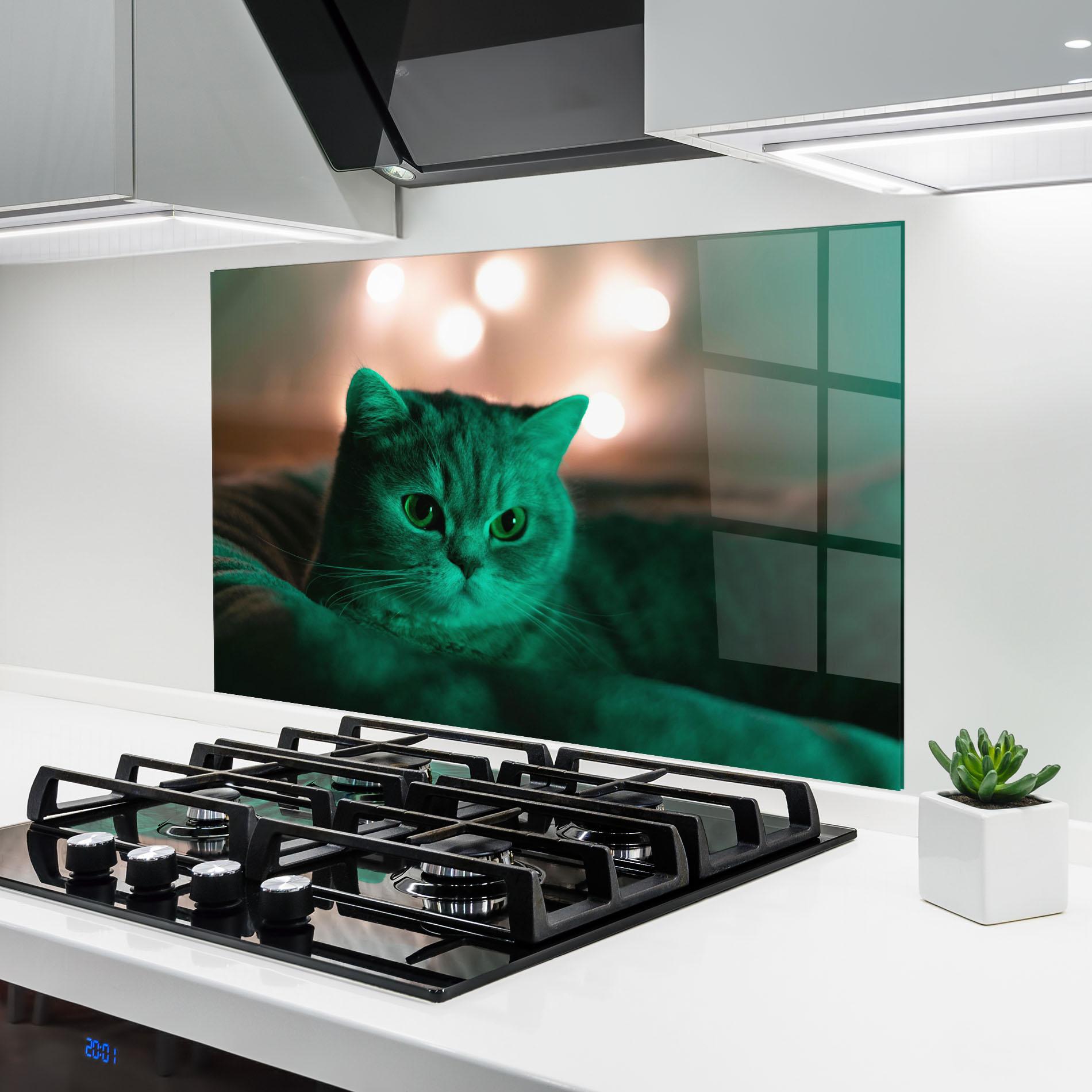 Panou Sticla Bucatarie Green Light Cat mockup 6