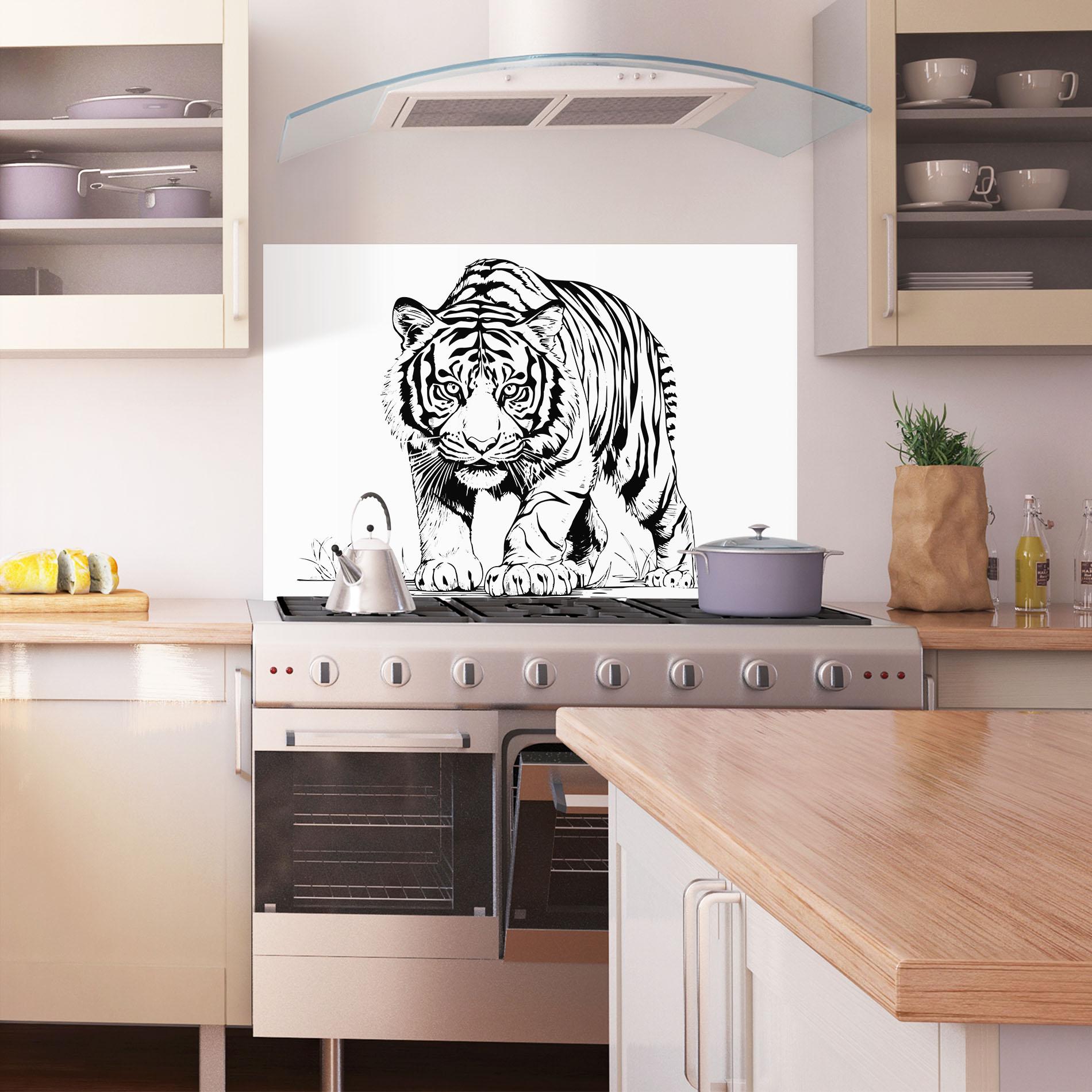 Panou Sticla Bucatarie Silent Tiger mockup 1