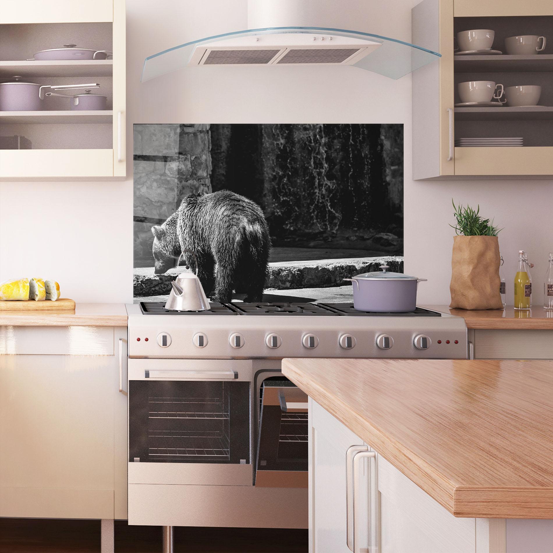 Panou Sticla Bucatarie Grey Bear mockup 1