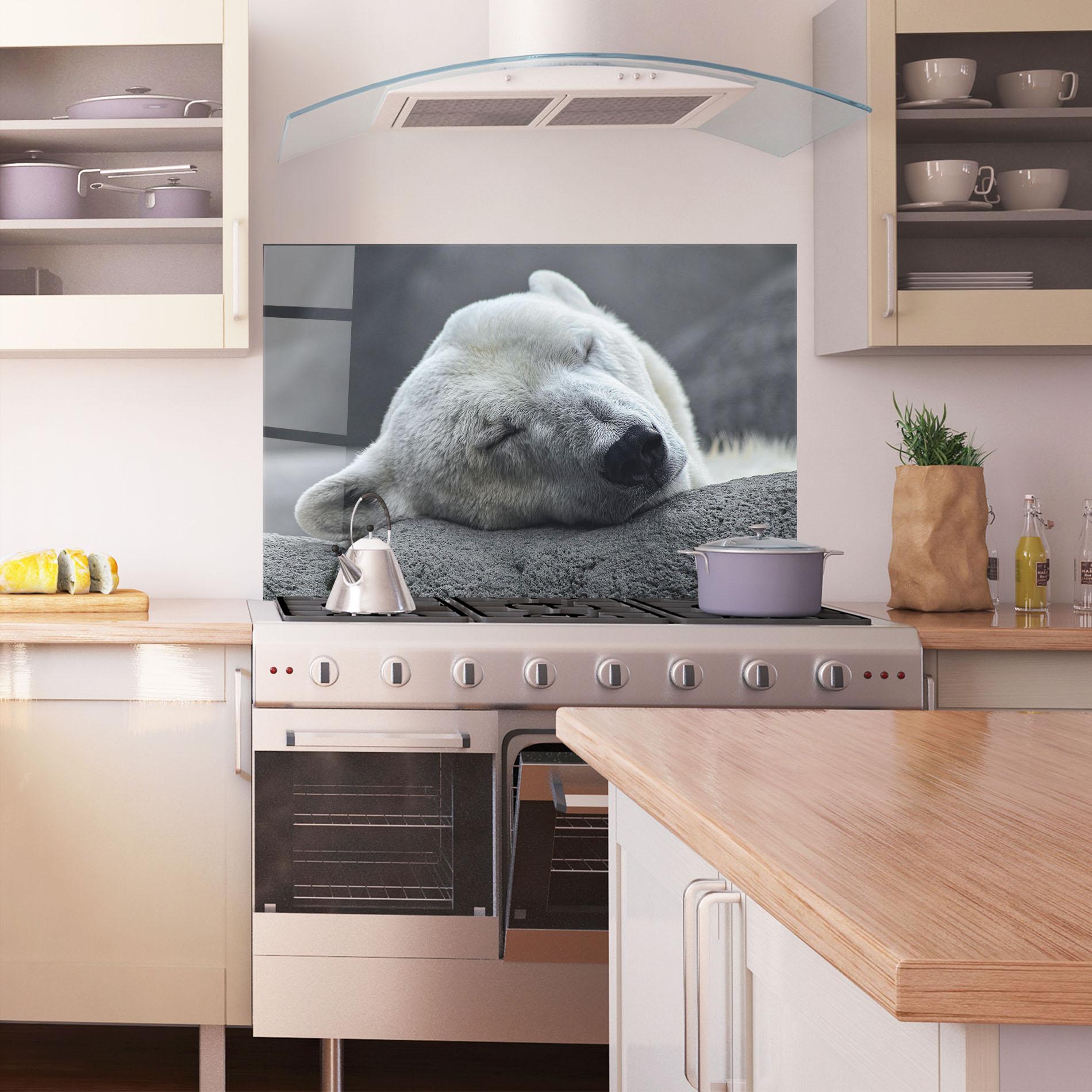 Panou Sticla Bucatarie Icebear Sleeping mockup 1