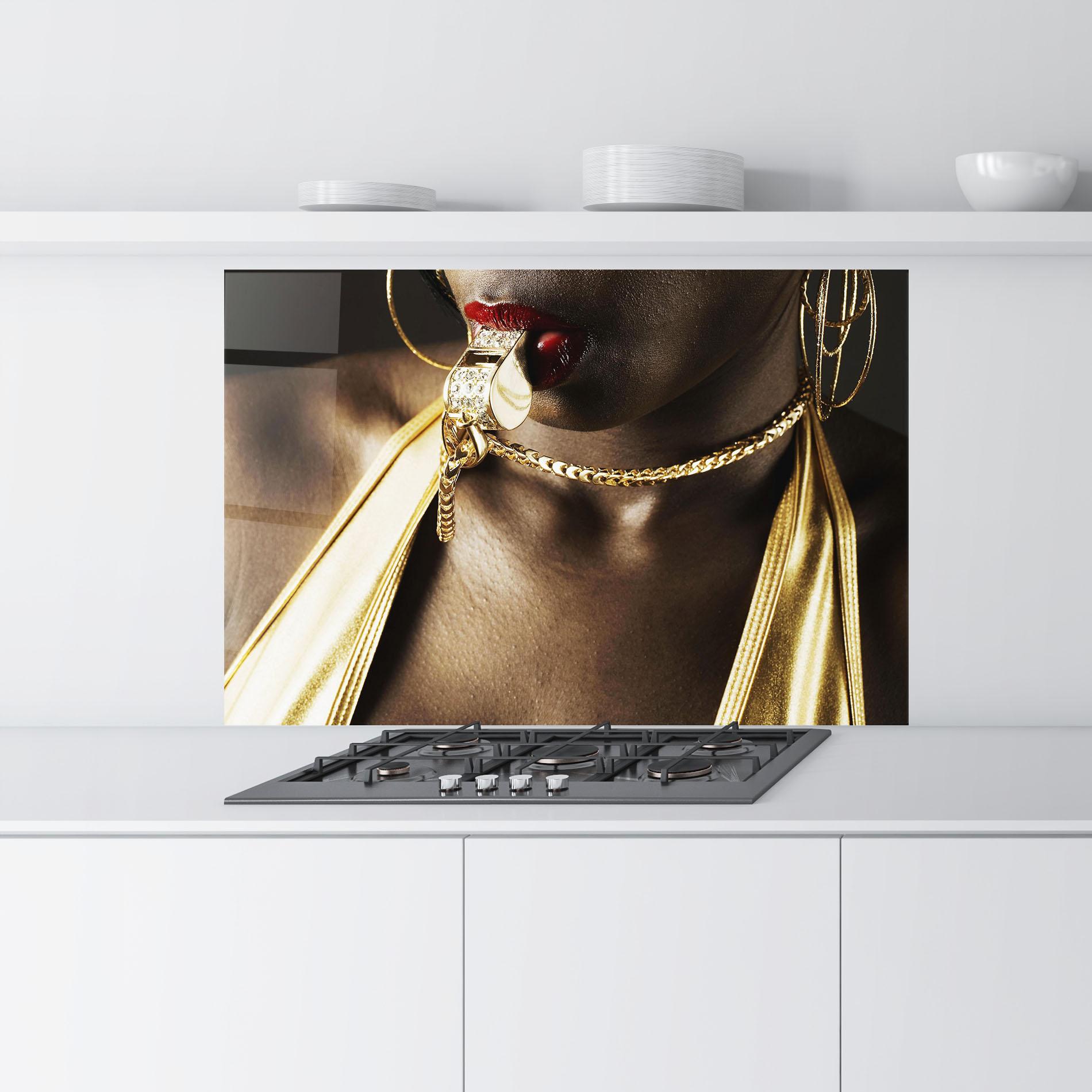 Panou Sticla Bucatarie Golden Whistle mockup 9