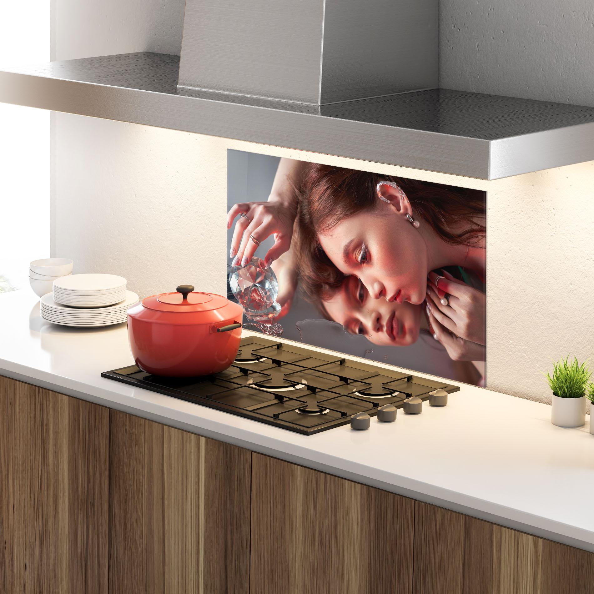 Panou Sticla Bucatarie Big Diamond Hand mockup 4